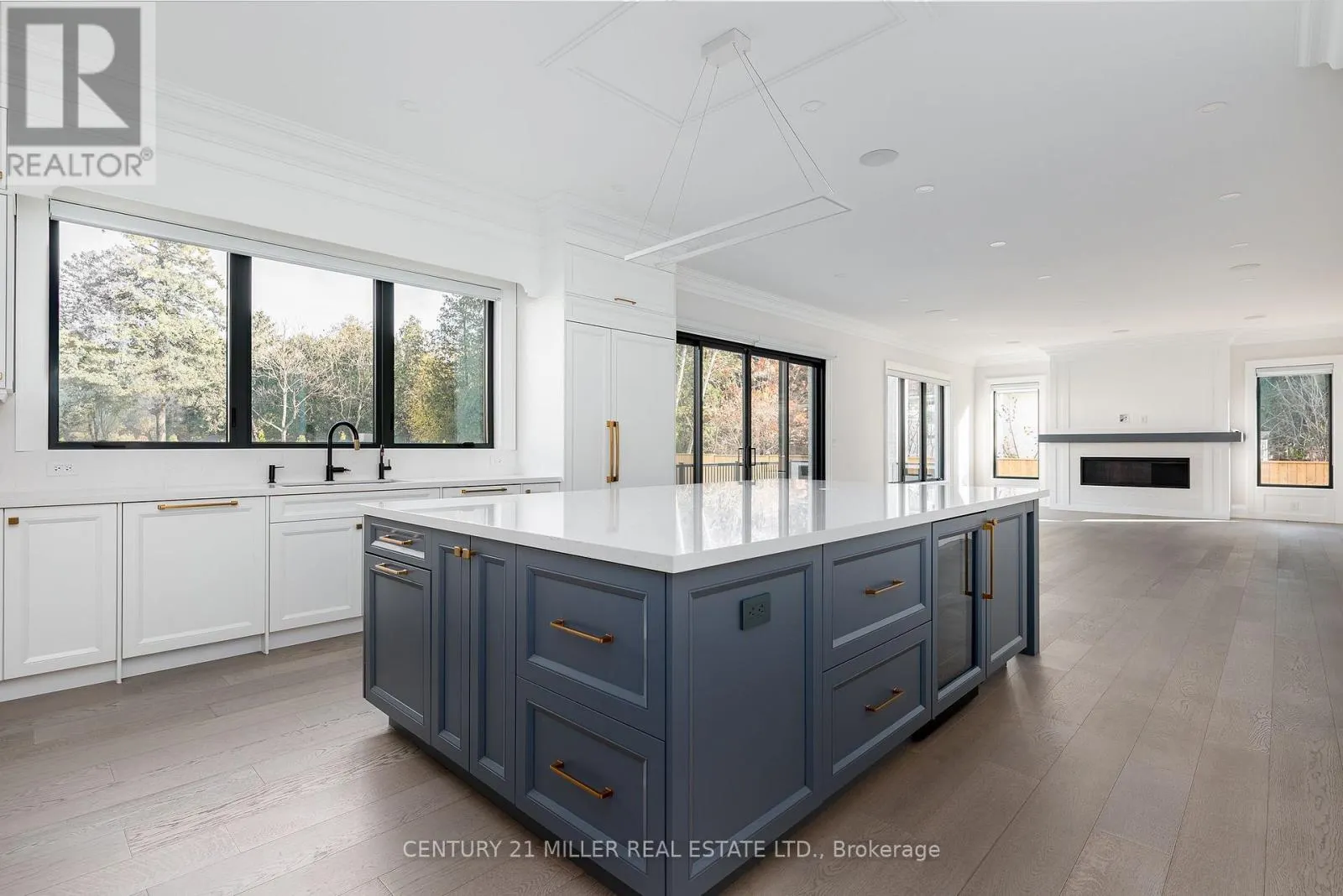 481 CHARTWELL ROAD