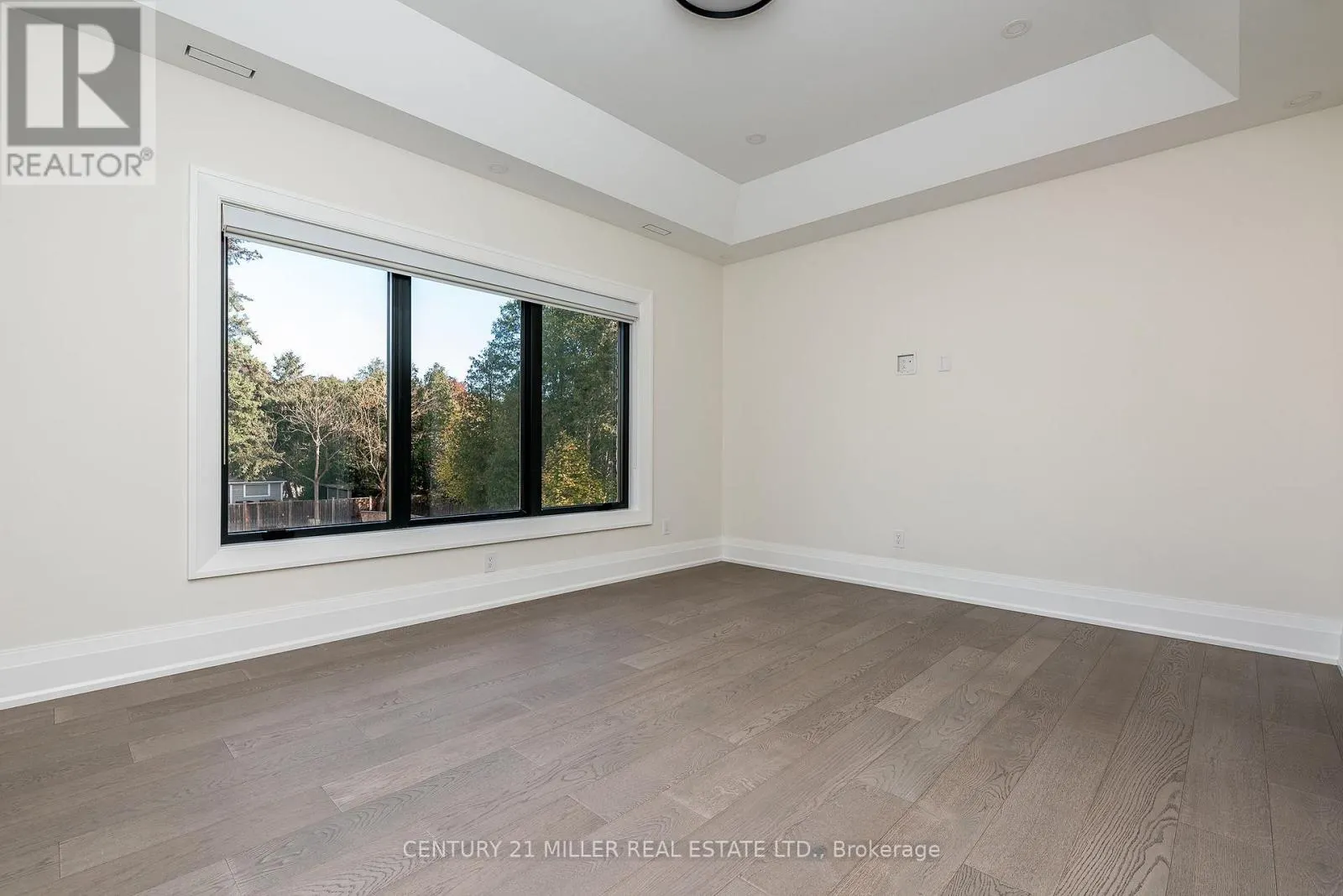 481 CHARTWELL ROAD