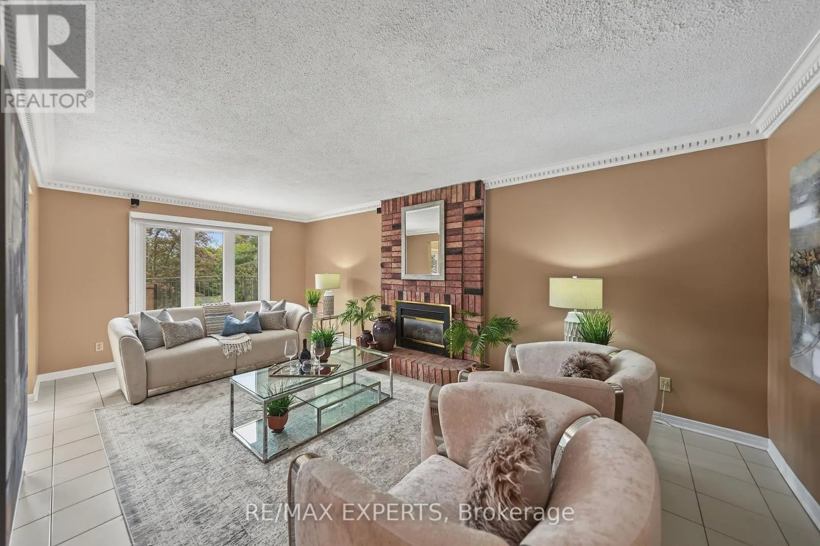 52 WESTCHESTER BOULEVARD