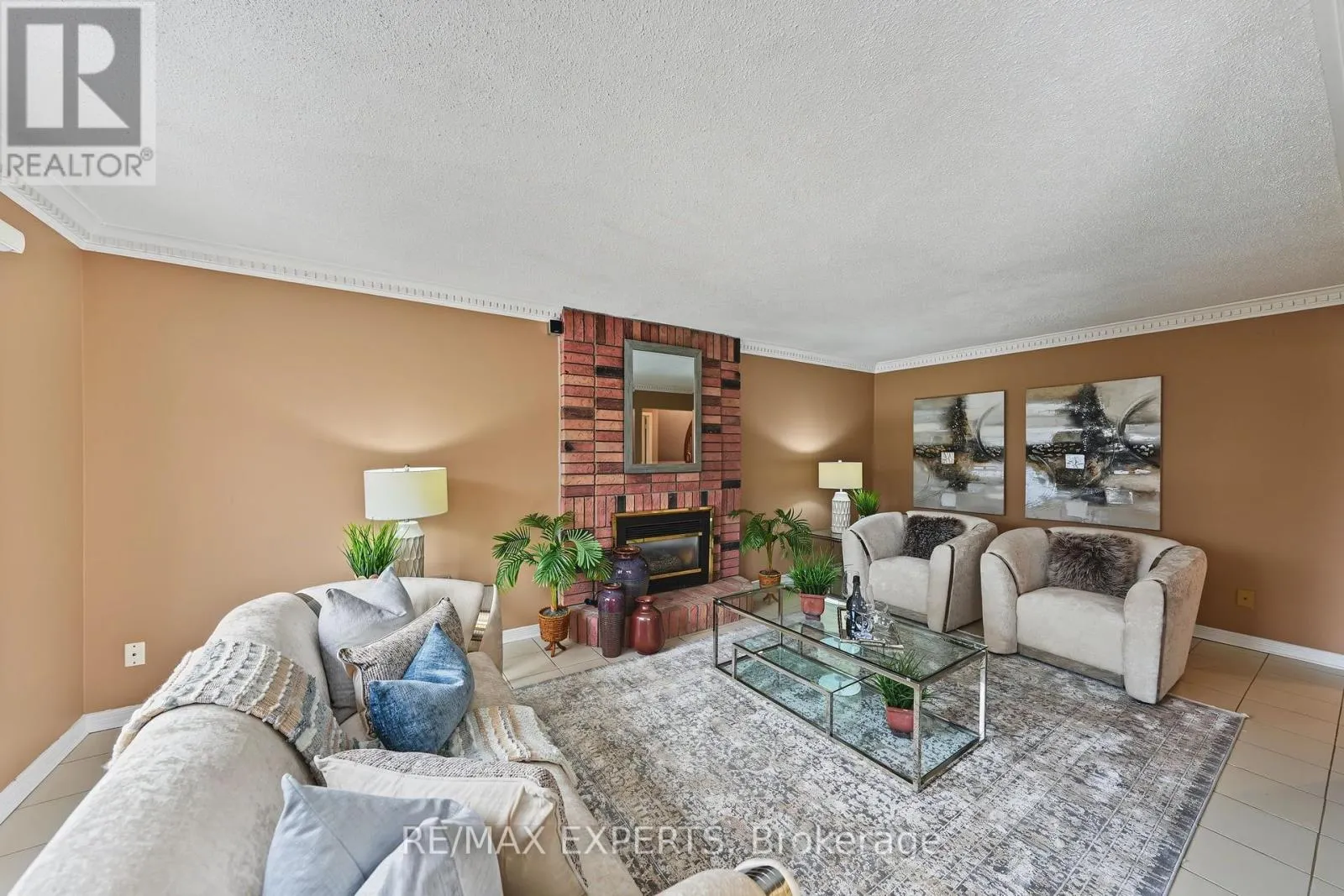 52 WESTCHESTER BOULEVARD