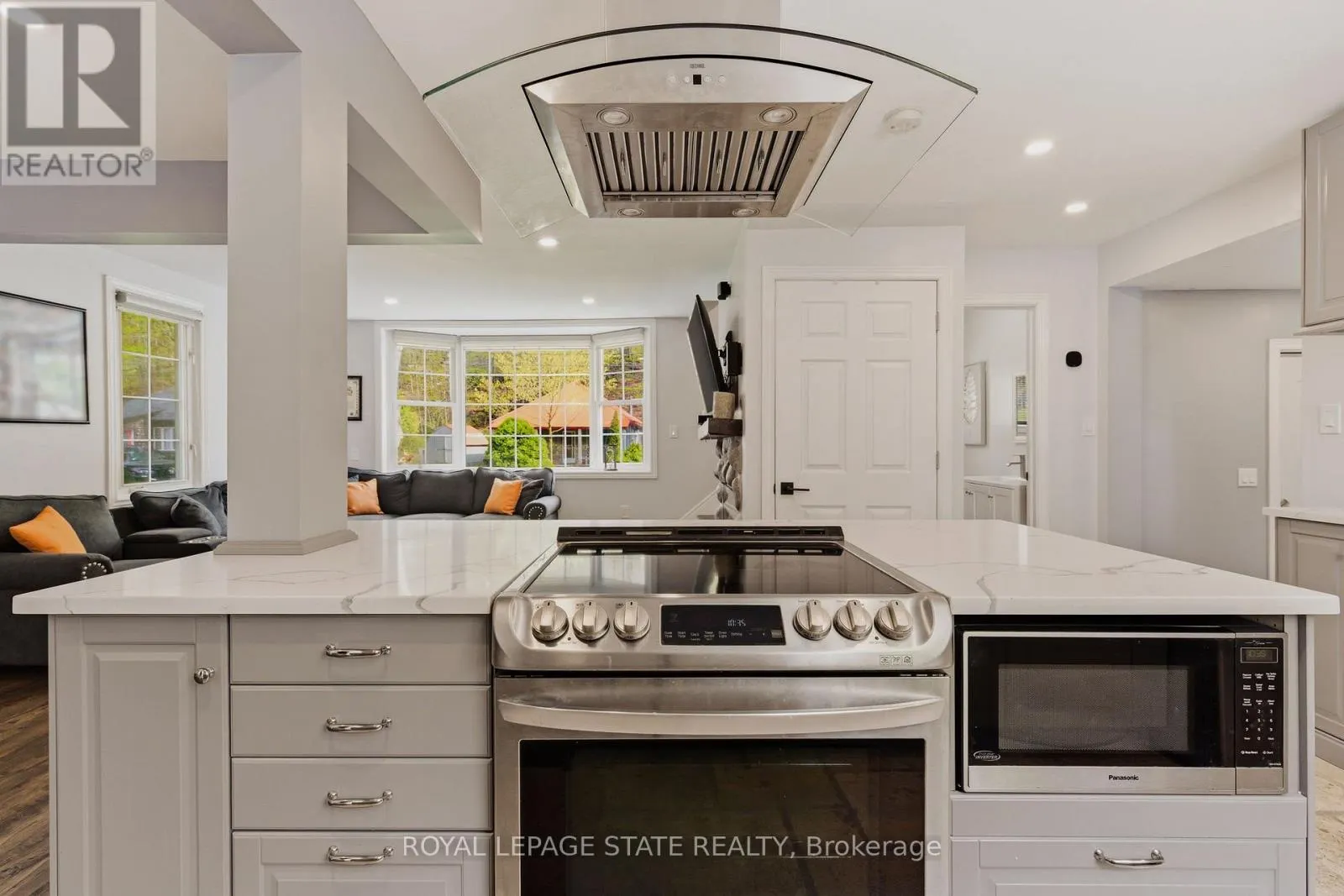 1262 HIDDEN VALLEY ROAD