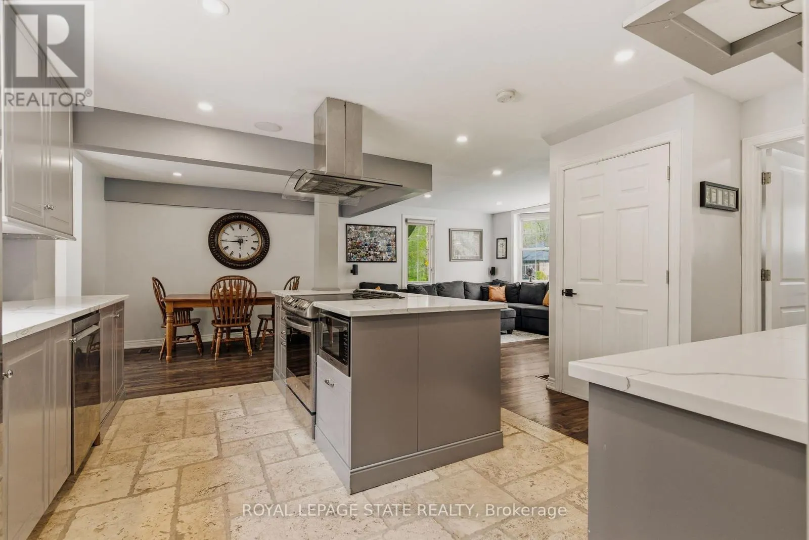 1262 HIDDEN VALLEY ROAD