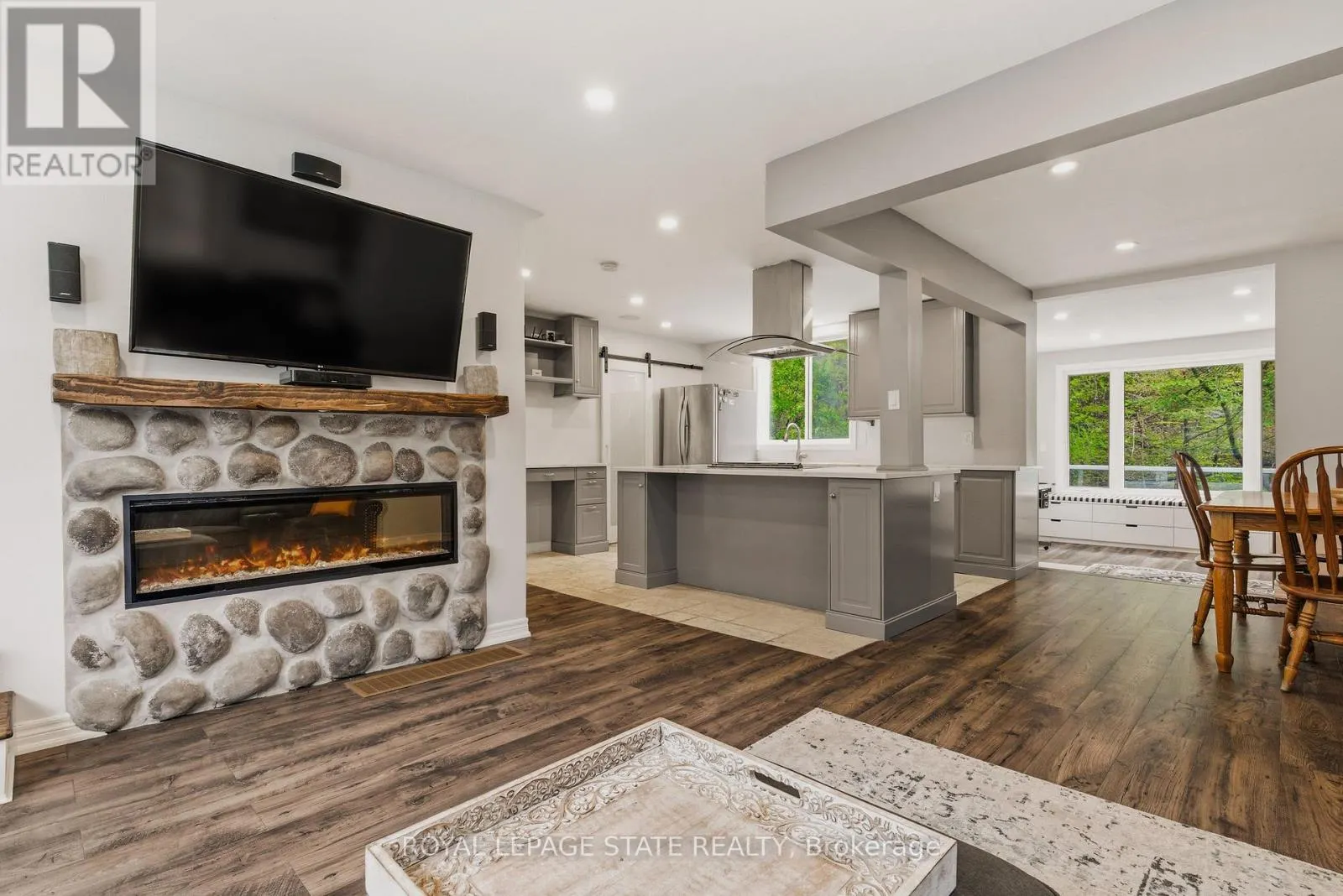 1262 HIDDEN VALLEY ROAD