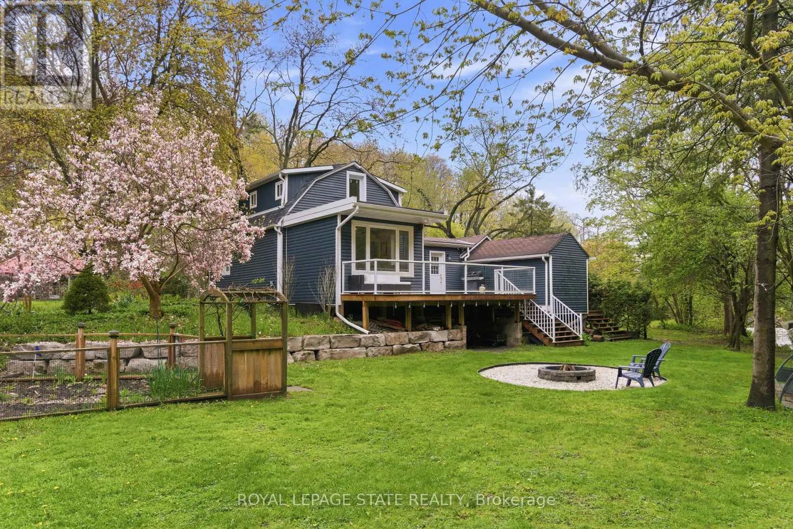 1262 HIDDEN VALLEY ROAD