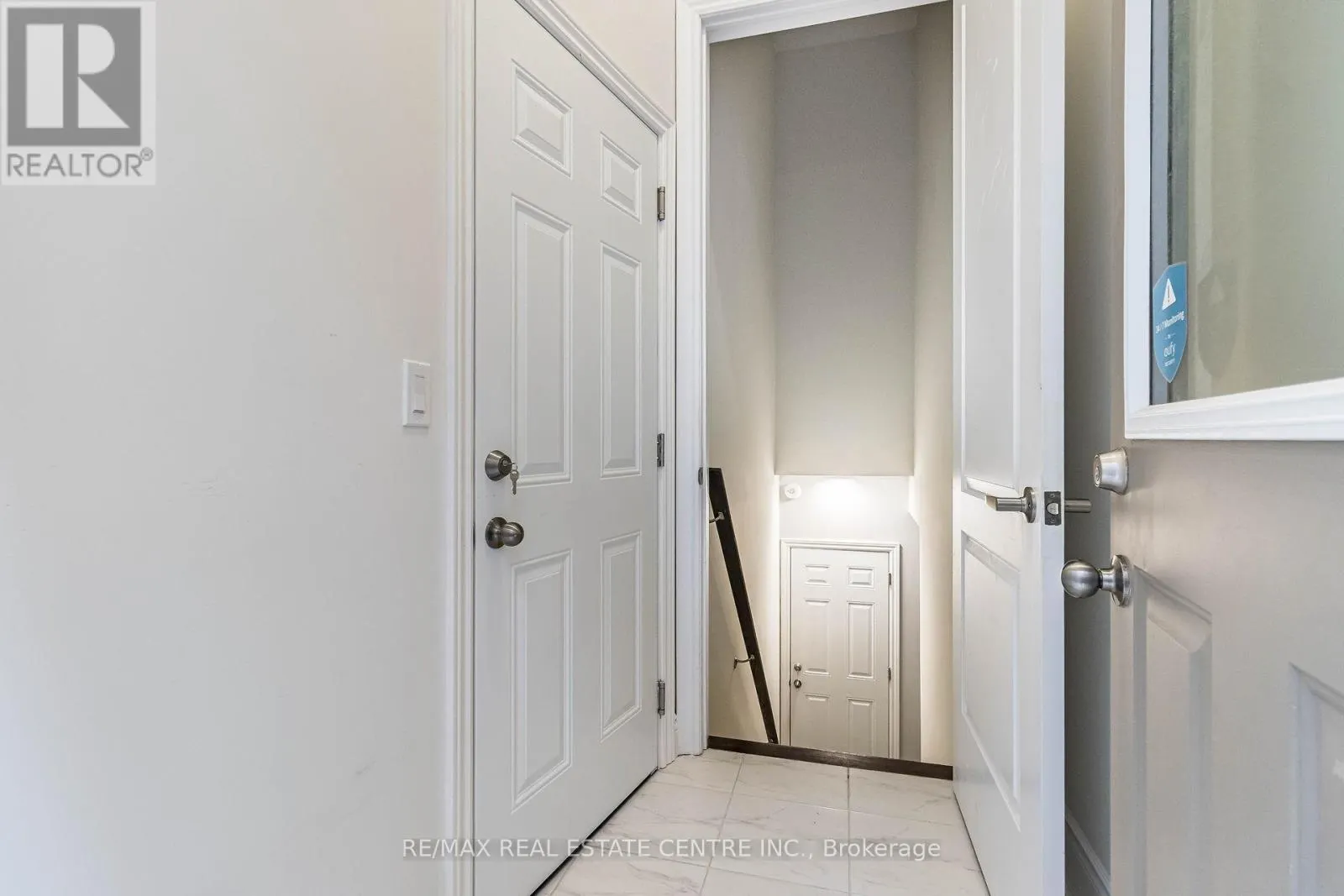 35 ARTHUR GRIFFIN CRESCENT