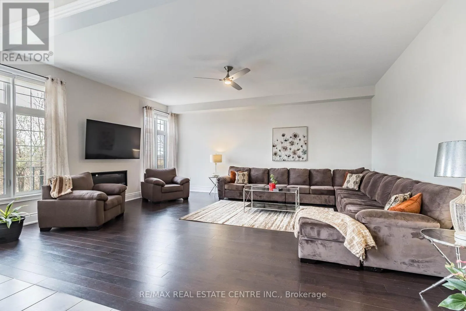 35 ARTHUR GRIFFIN CRESCENT
