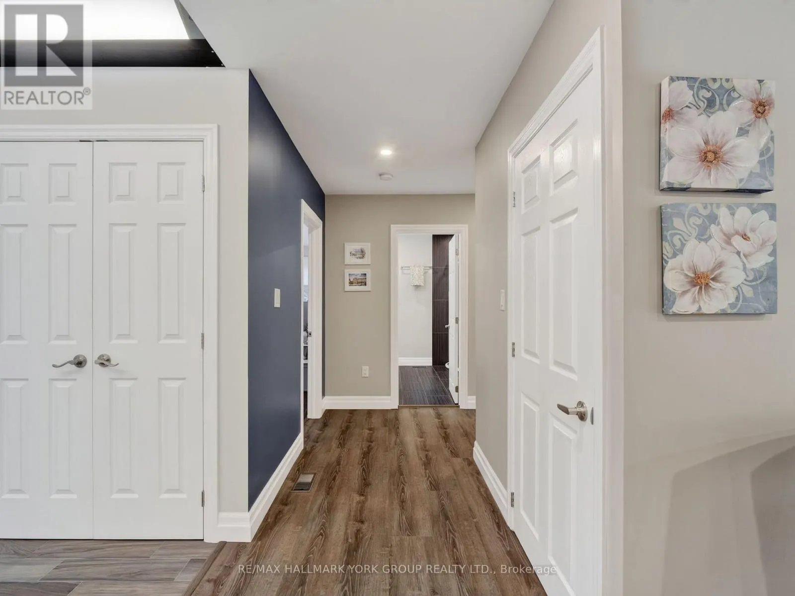 21 BIRCHVIEW DRIVE