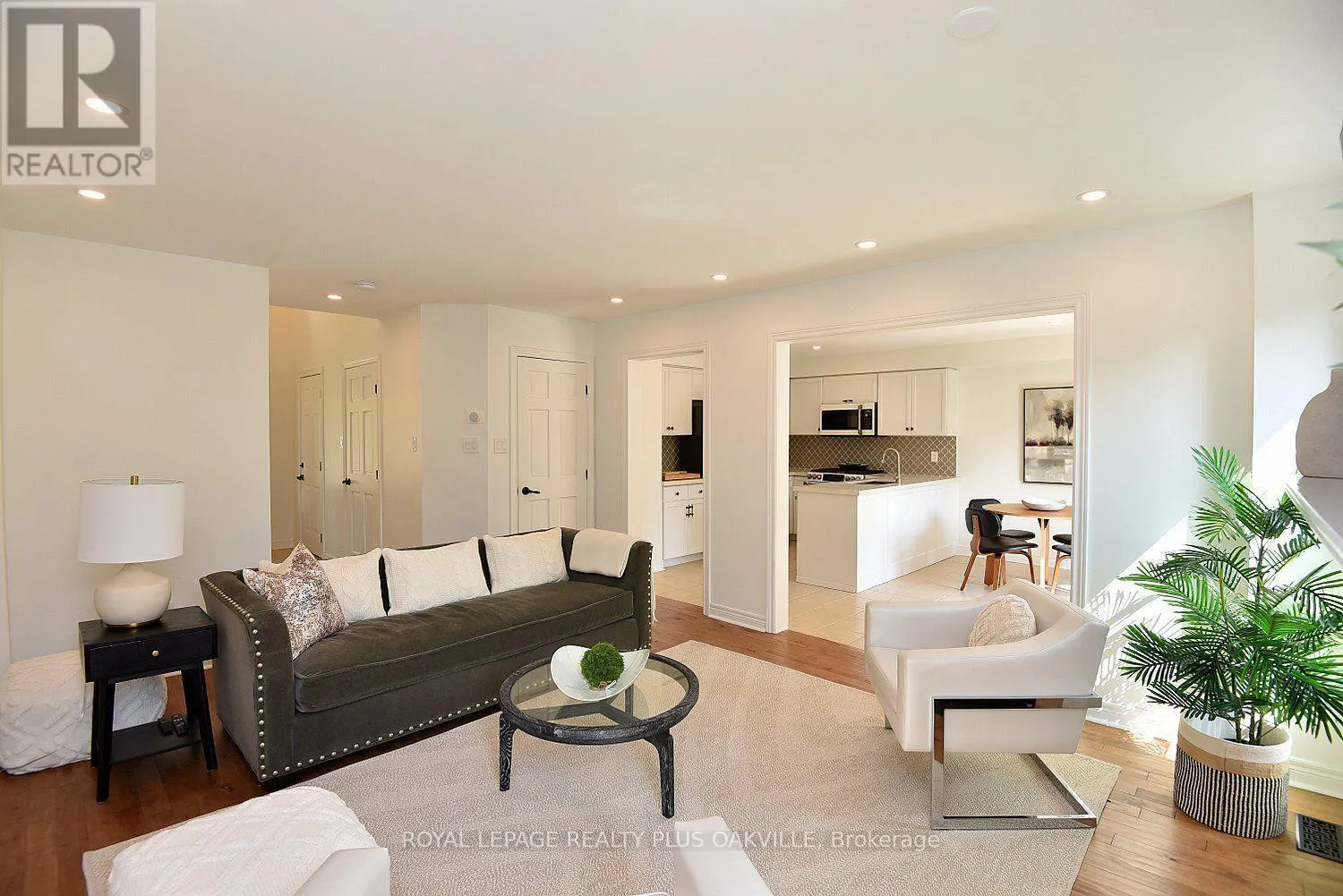546 SANDCHERRY DRIVE