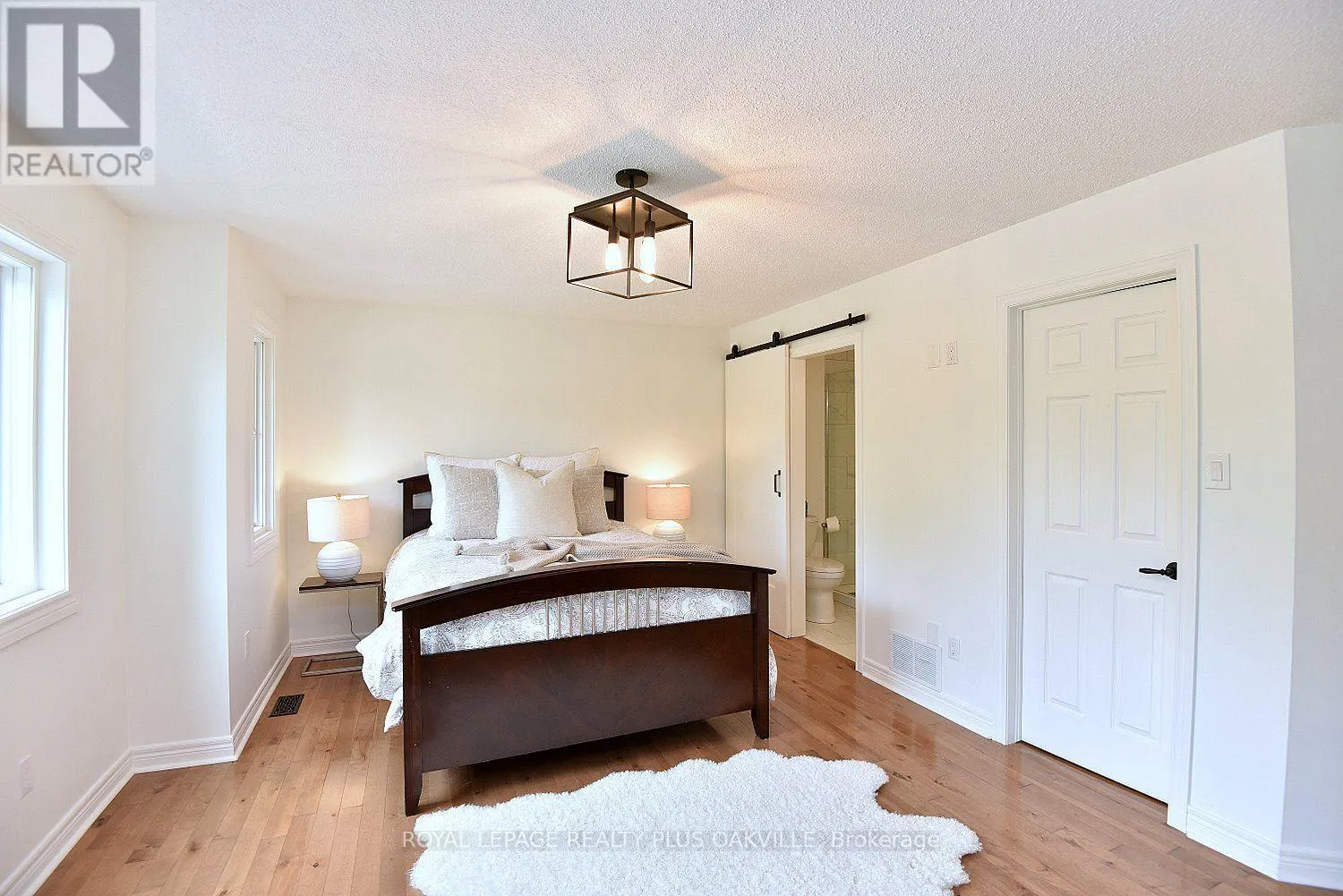 546 SANDCHERRY DRIVE
