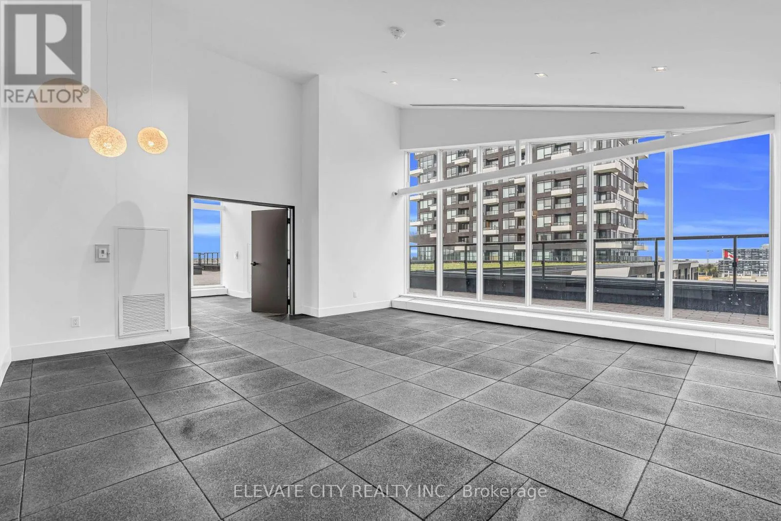 219 - 2489 TAUNTON ROAD
