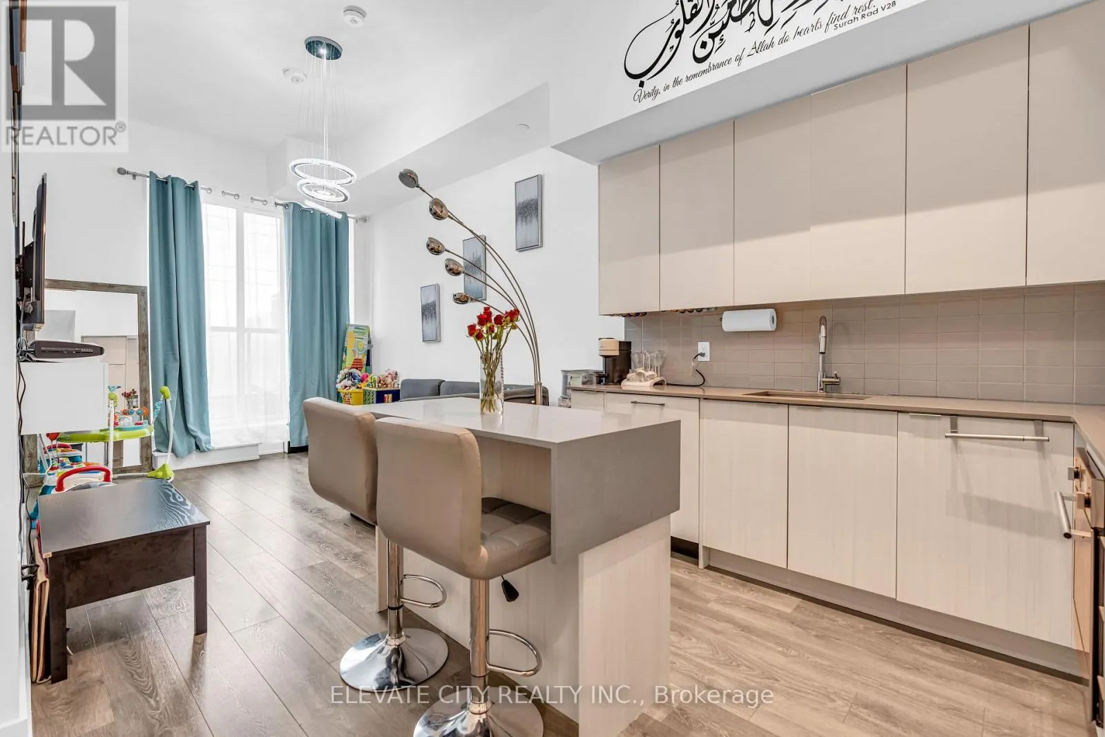 219 - 2489 TAUNTON ROAD