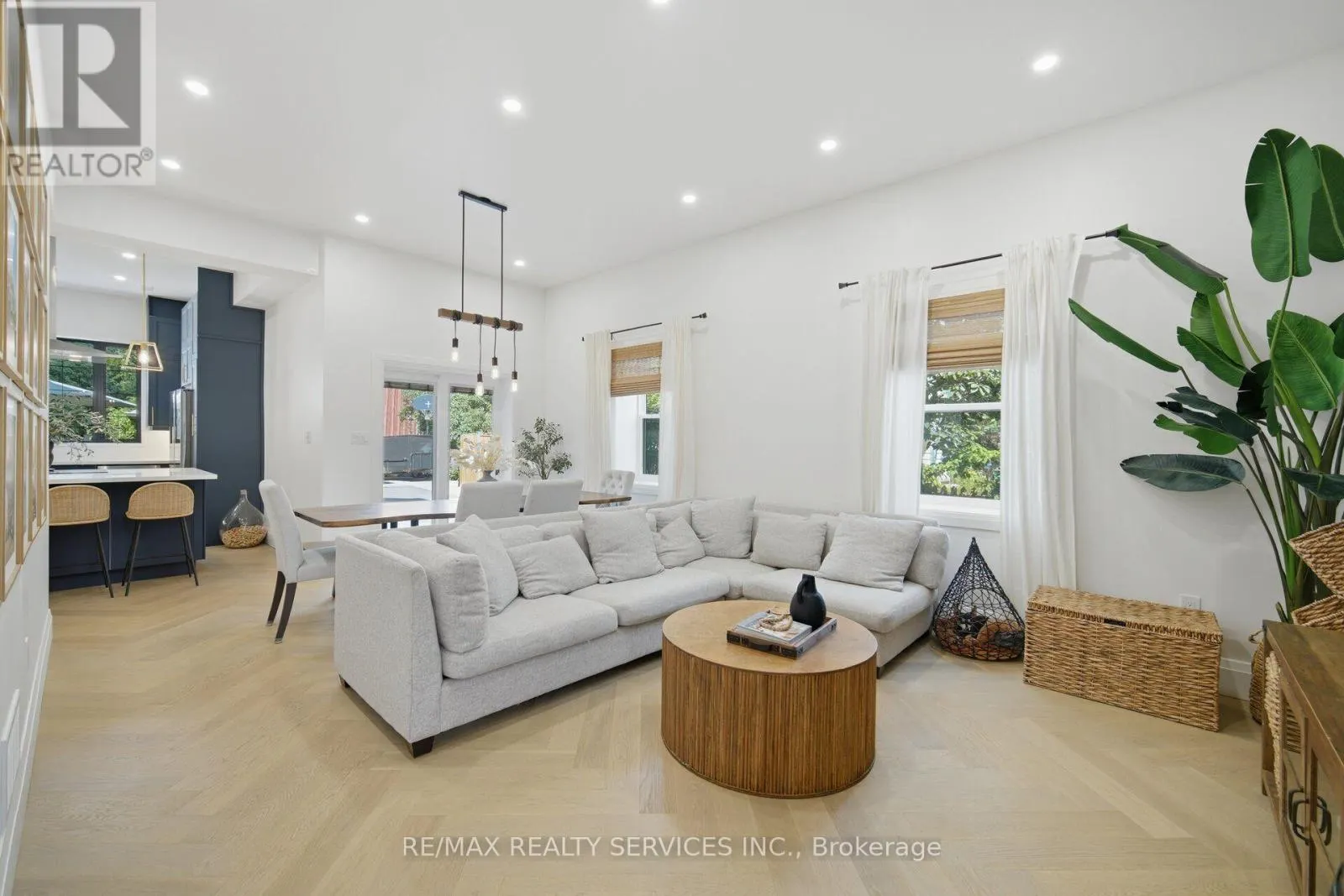 89 WILLOW STREET