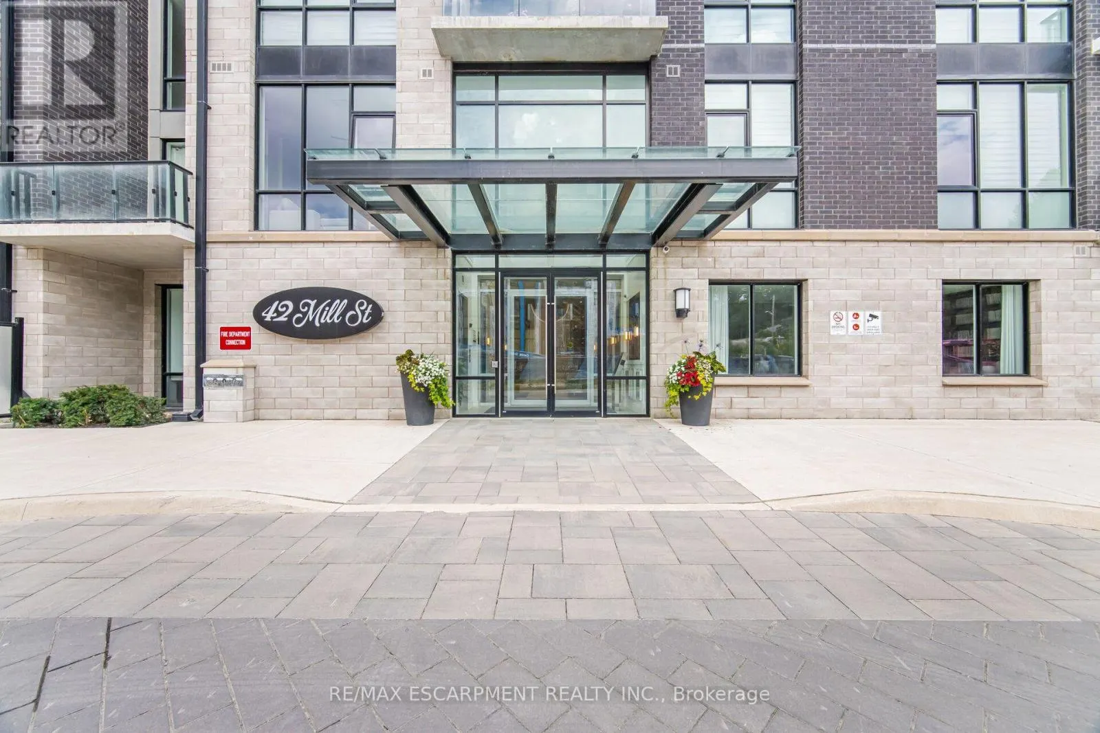 210 - 42 MILL STREET