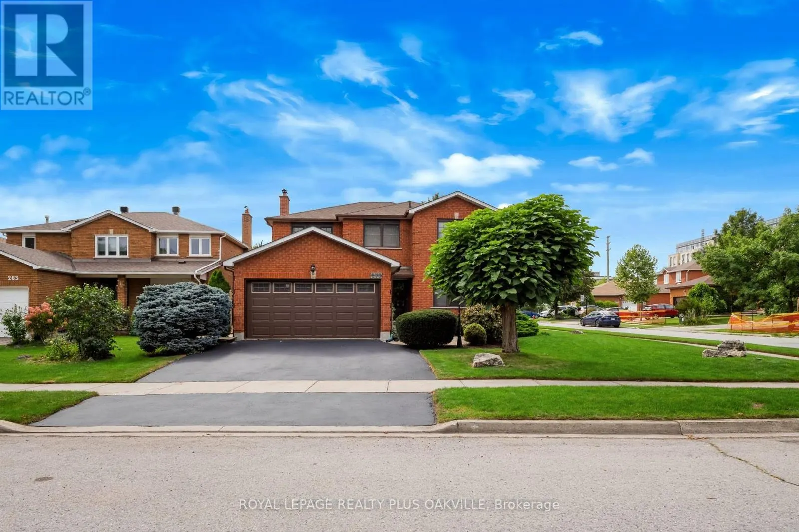 279 HICKORY CIRCLE