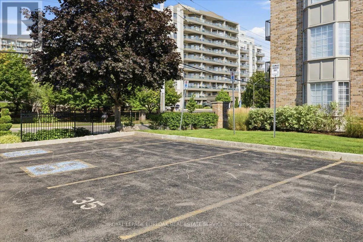E305 - 216 PLAINS ROAD W
