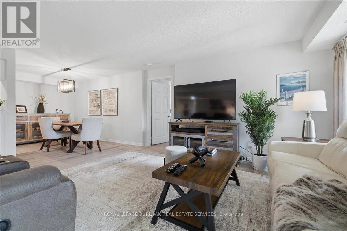 E305 - 216 PLAINS ROAD W