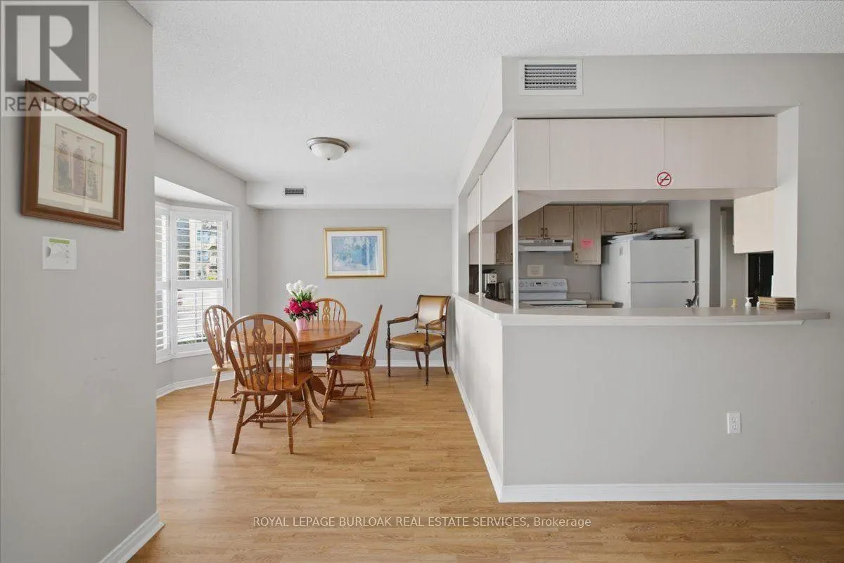 E305 - 216 PLAINS ROAD W