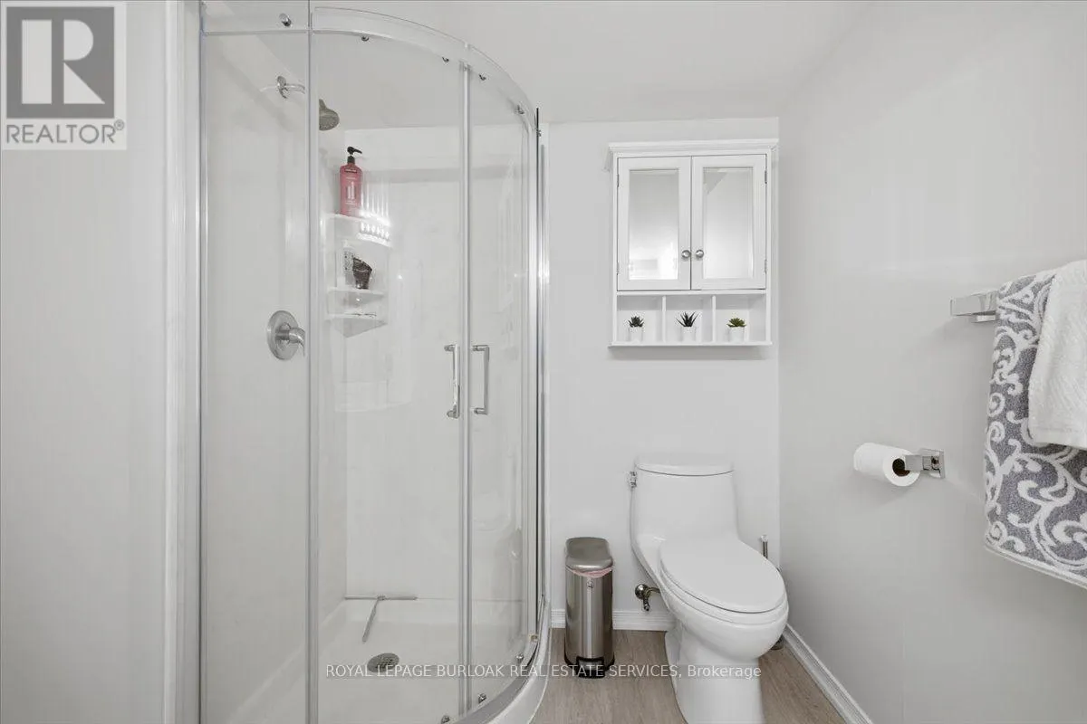 E305 - 216 PLAINS ROAD W