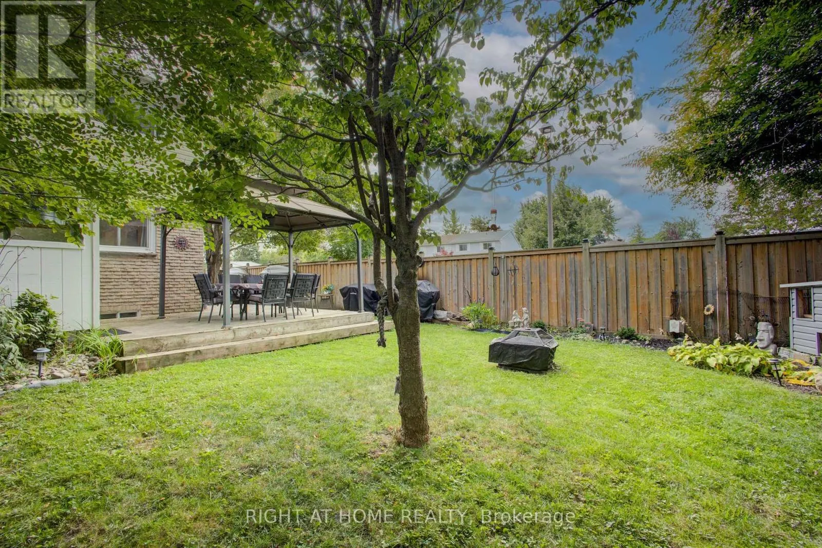 32 FELTRE AVENUE
