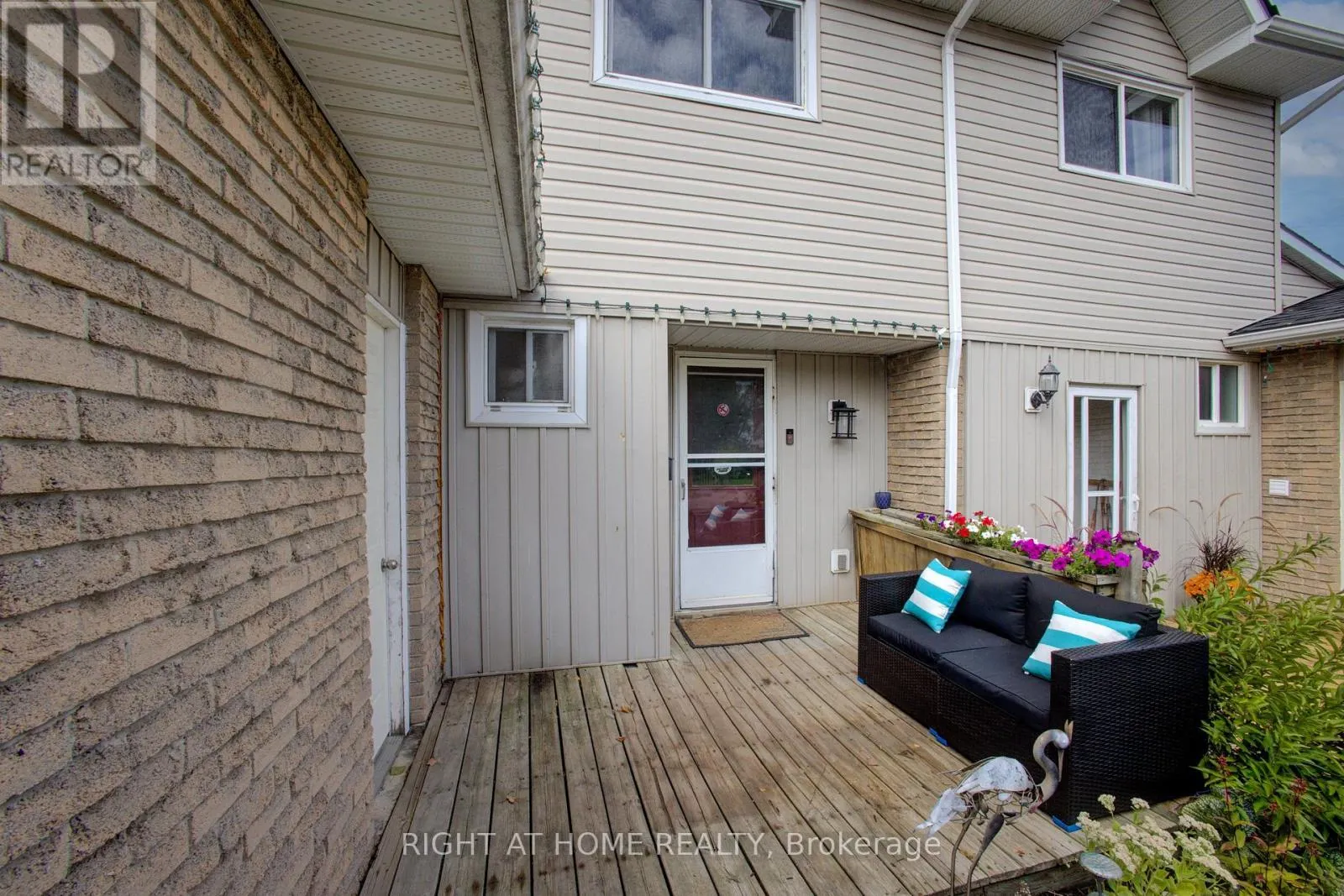 32 FELTRE AVENUE