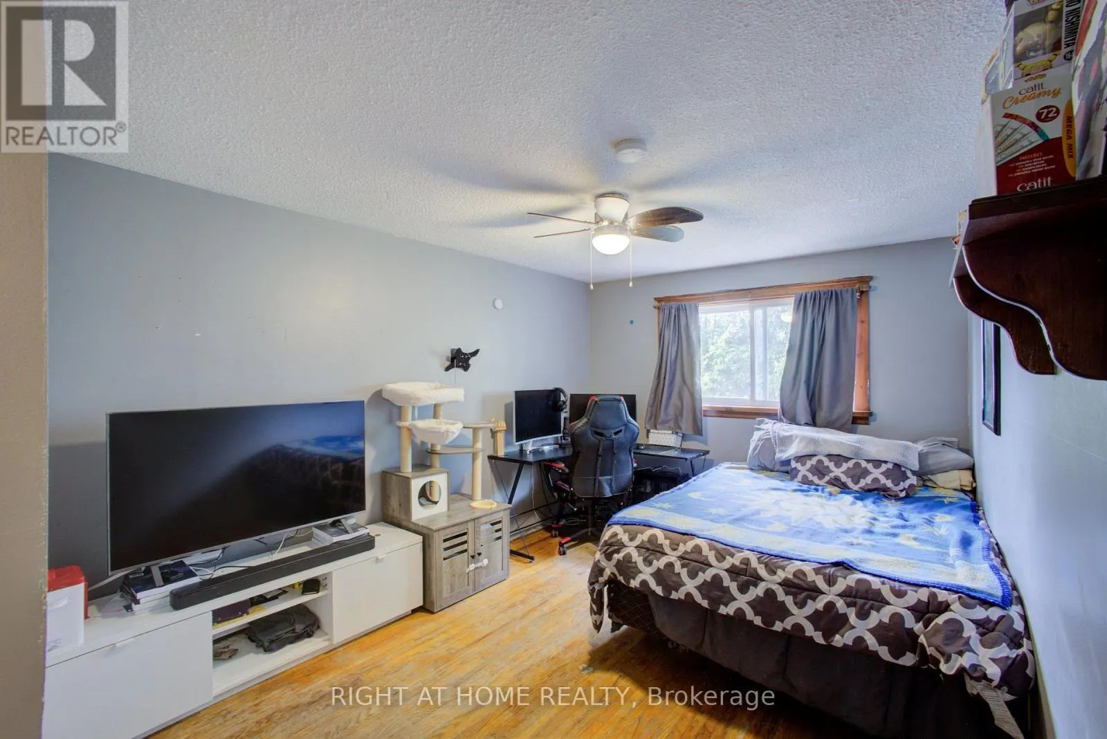 32 FELTRE AVENUE