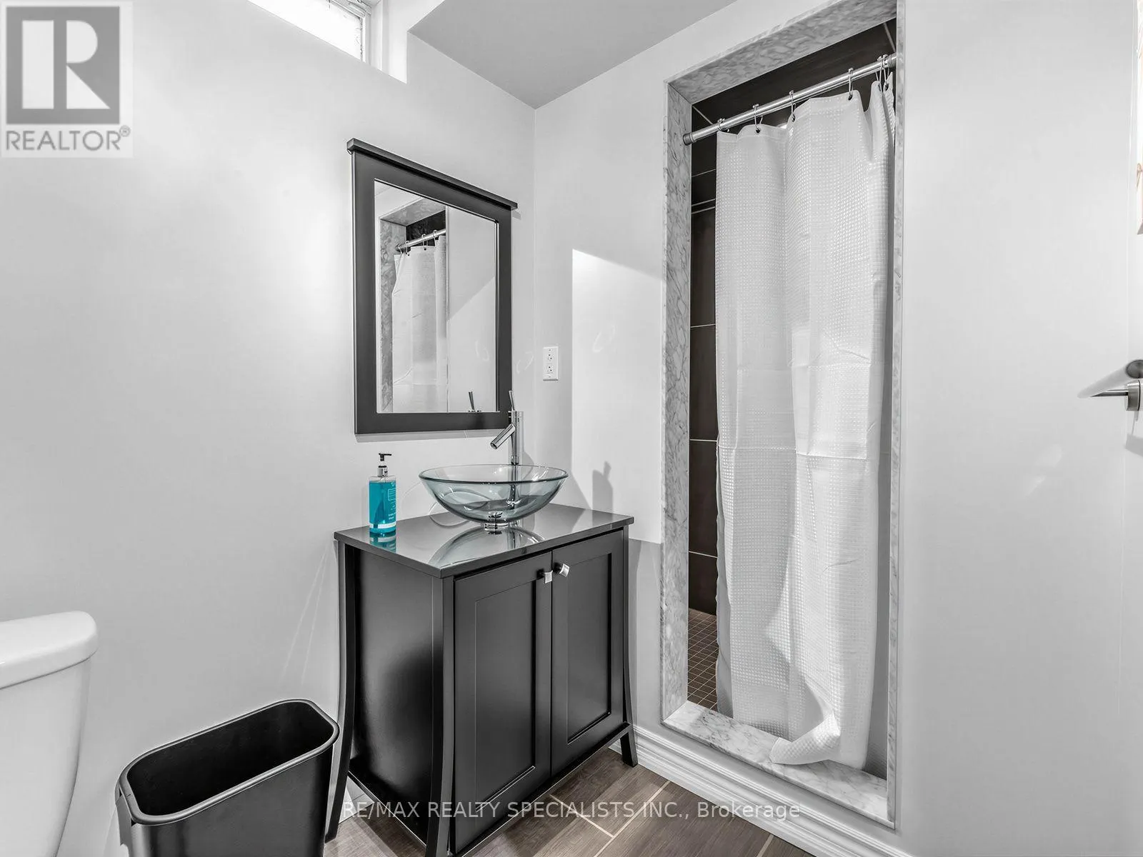 491 WILLMOTT CRESCENT