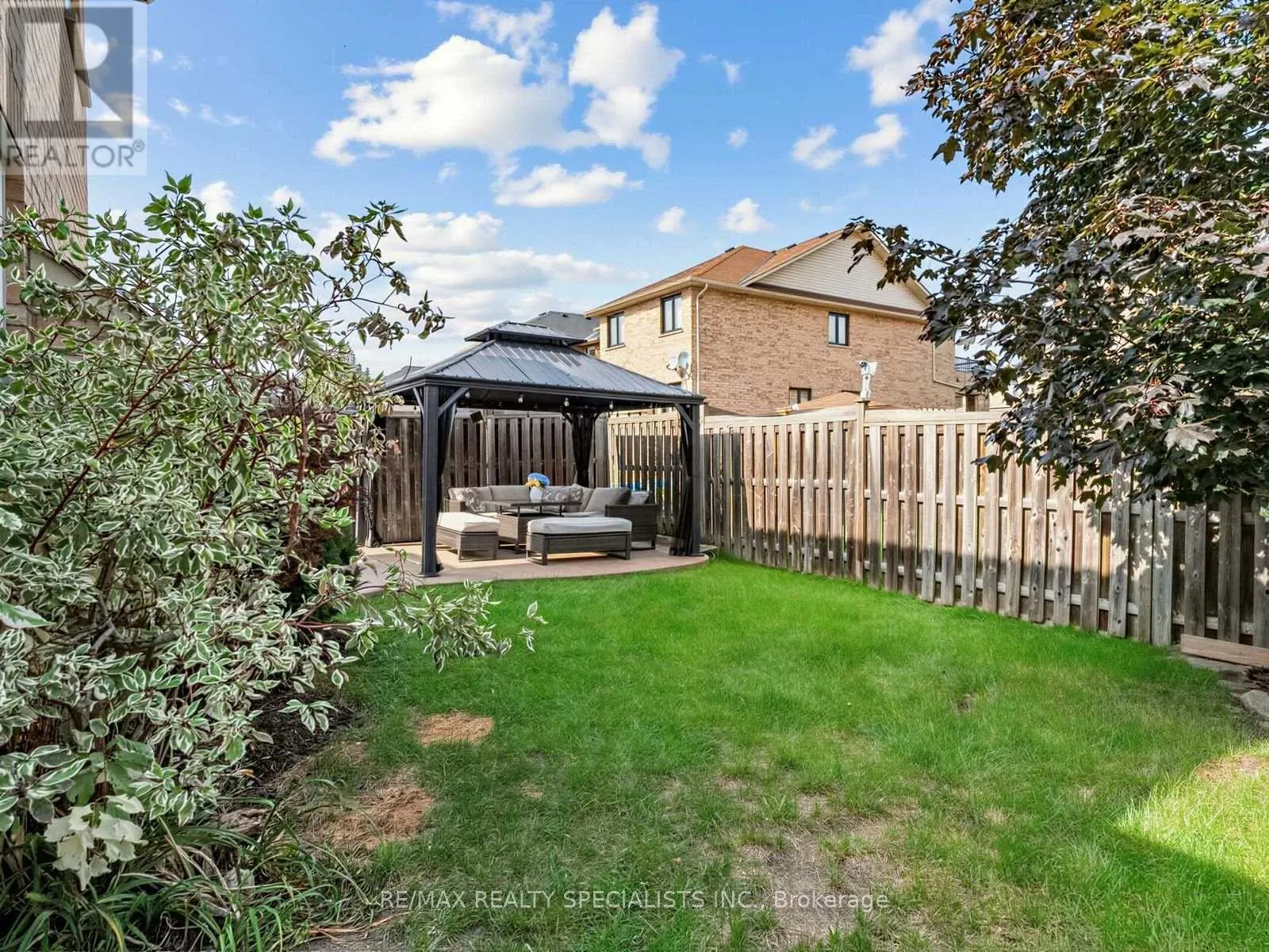 491 WILLMOTT CRESCENT