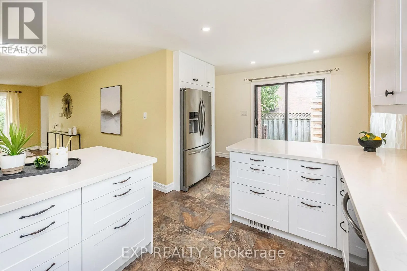 333 LISA MARIE DRIVE