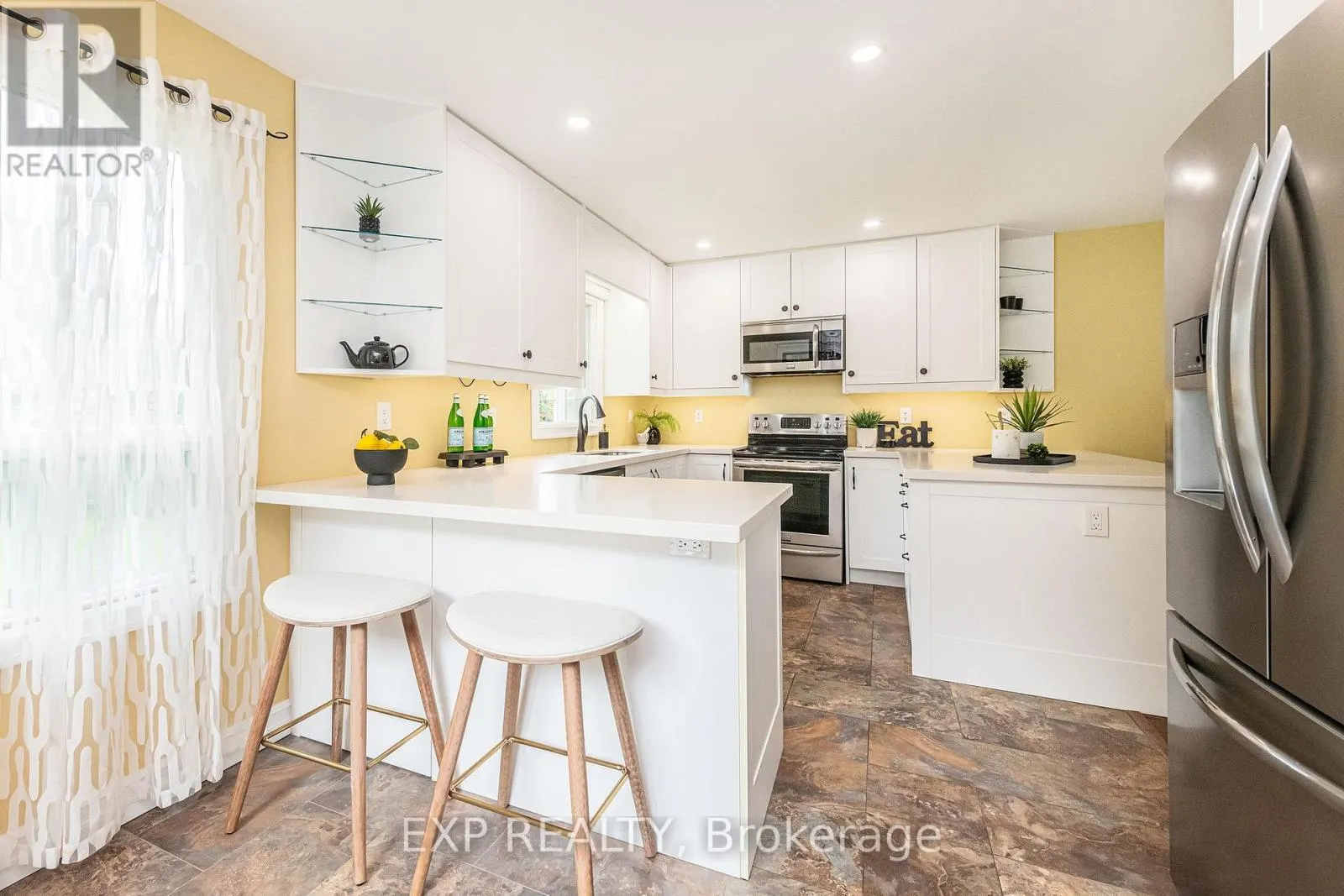 333 LISA MARIE DRIVE