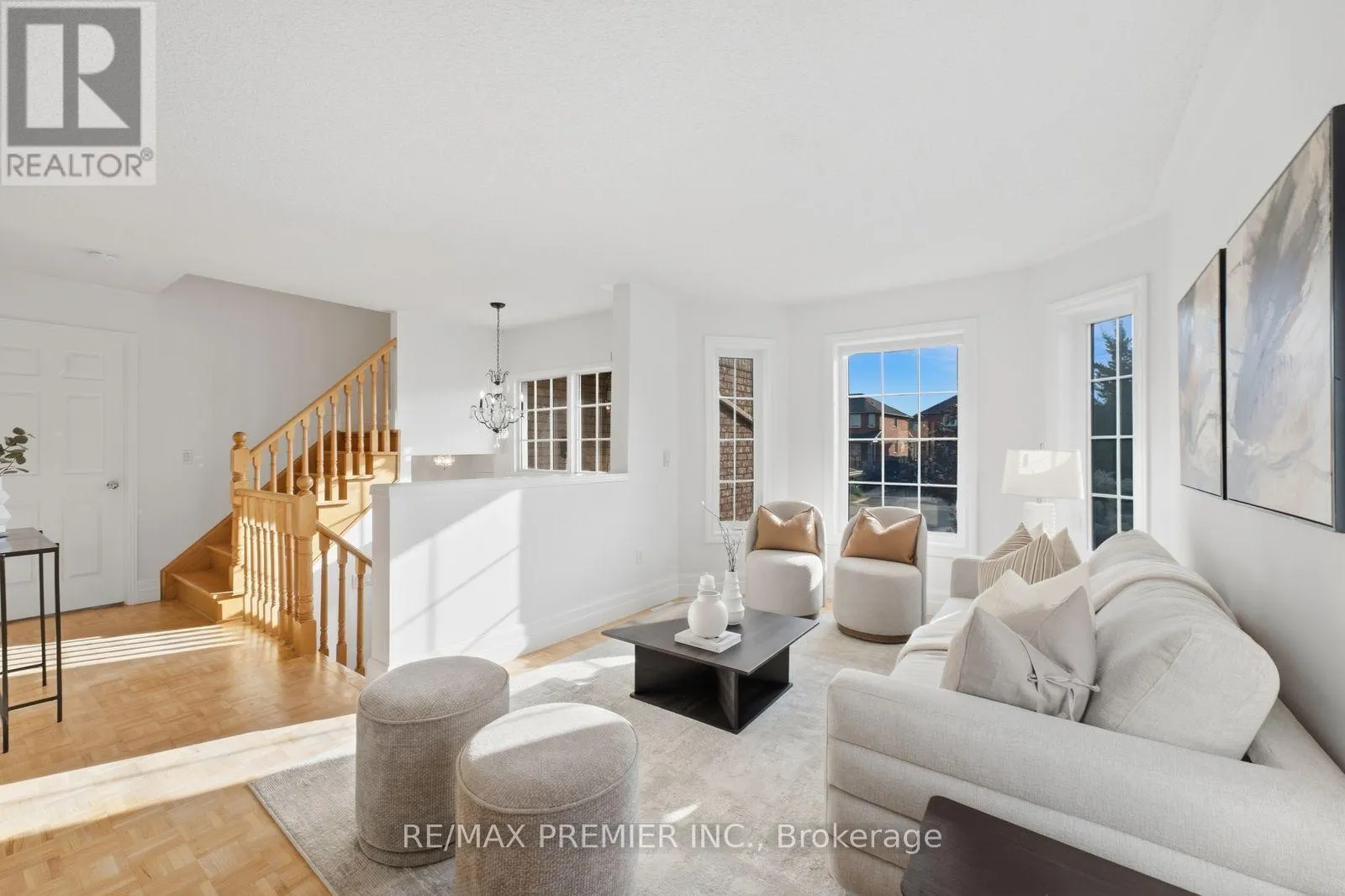 9 SANT FARM DRIVE
