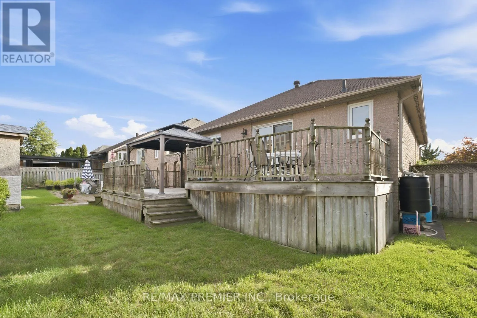 9 SANT FARM DRIVE