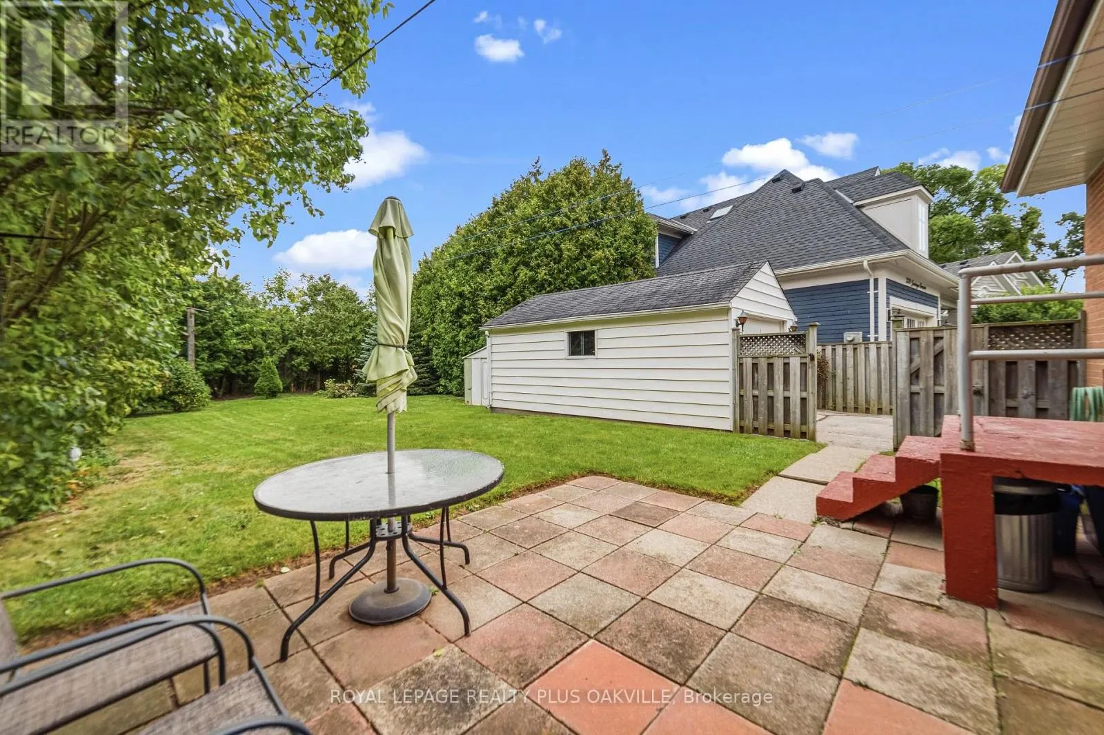 243 JENNINGS CRESCENT