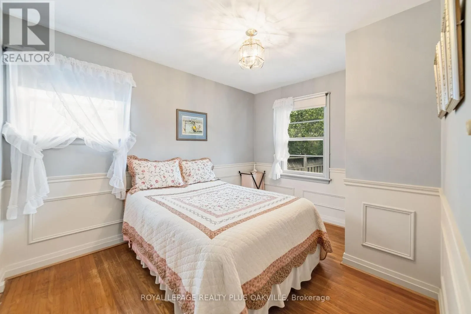 243 JENNINGS CRESCENT