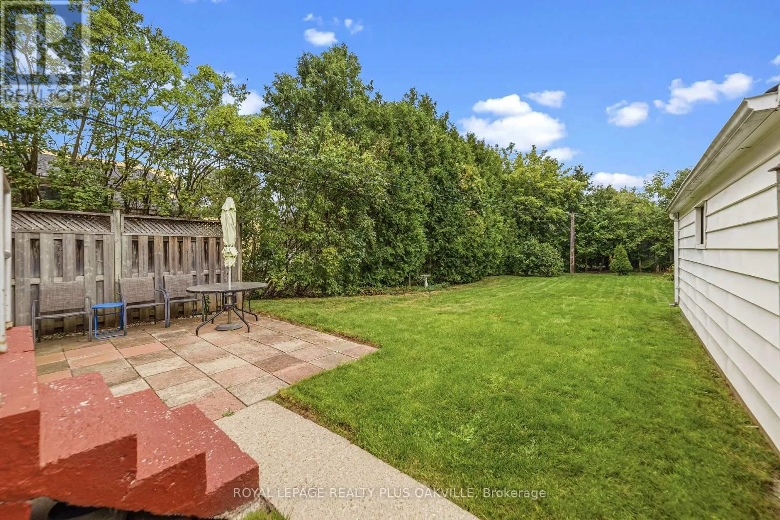 243 JENNINGS CRESCENT