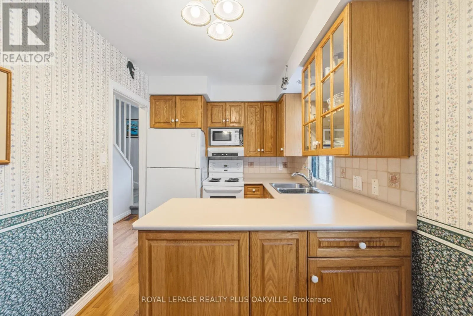 243 JENNINGS CRESCENT