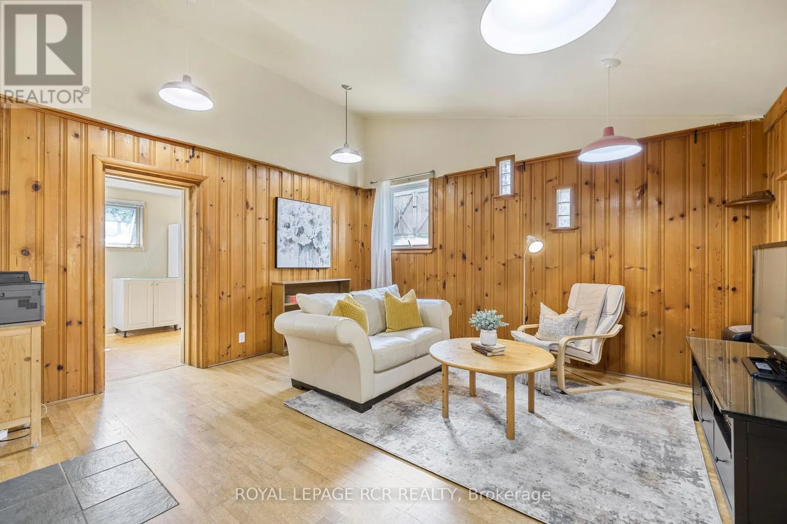 91 KING STREET W