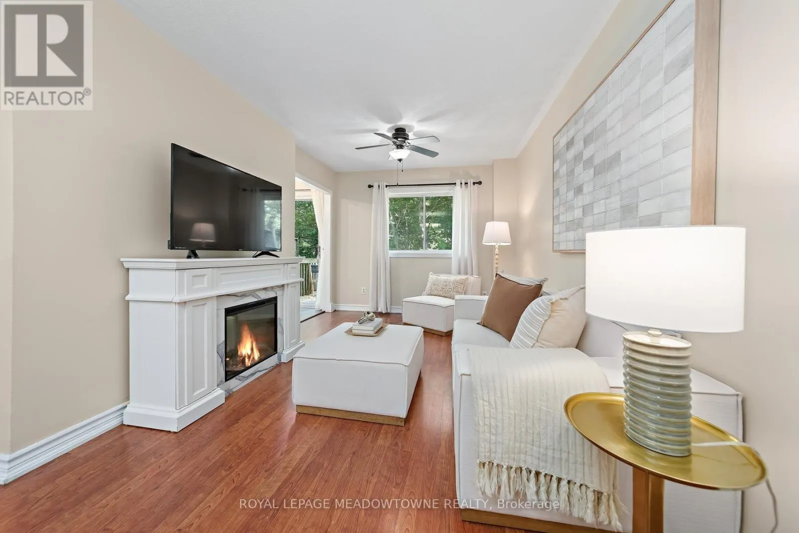 174 - 28 MAPLE AVENUE