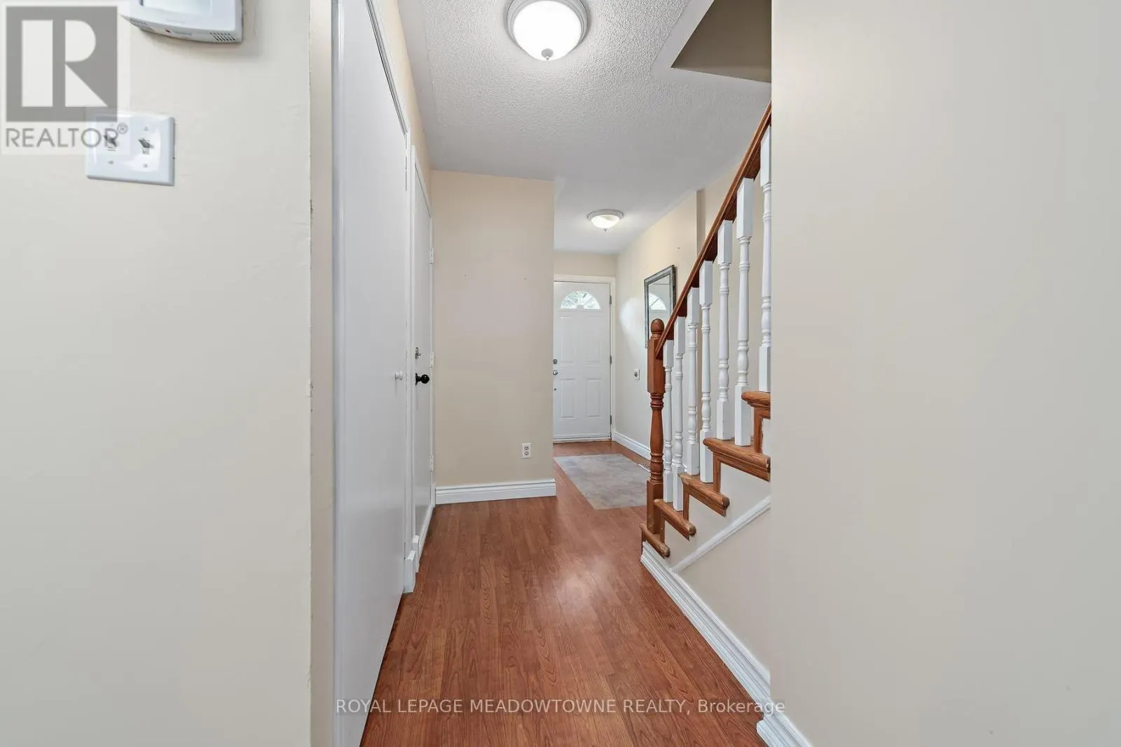 174 - 28 MAPLE AVENUE
