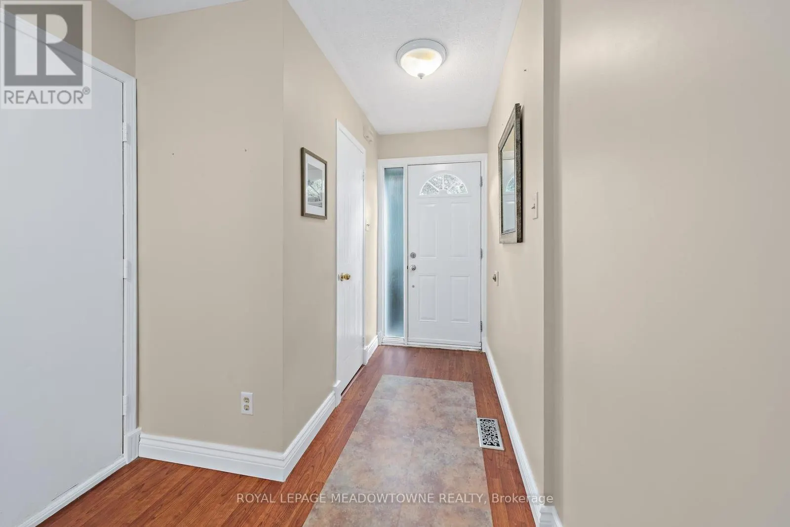 174 - 28 MAPLE AVENUE
