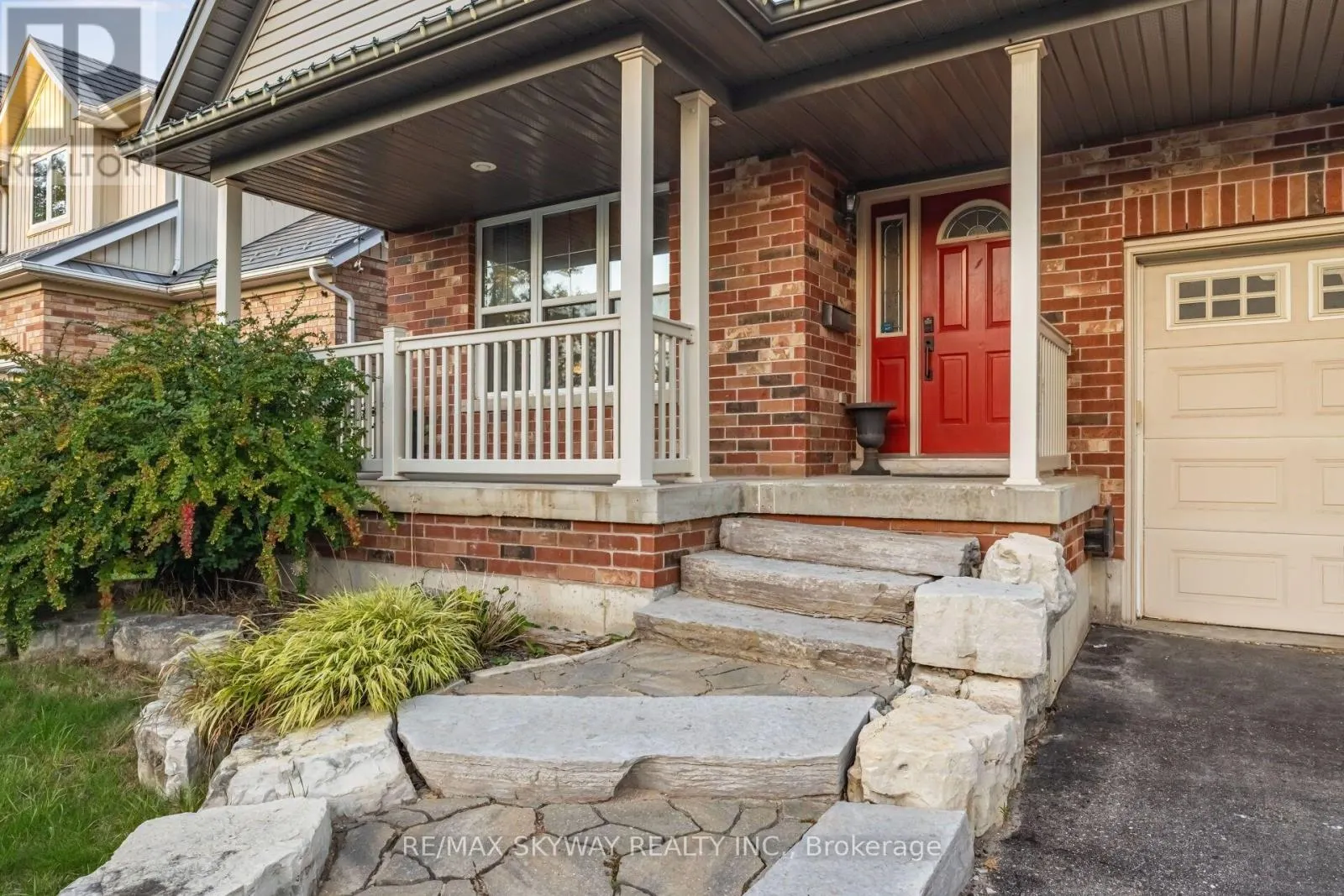 117 OAK RIDGE DRIVE