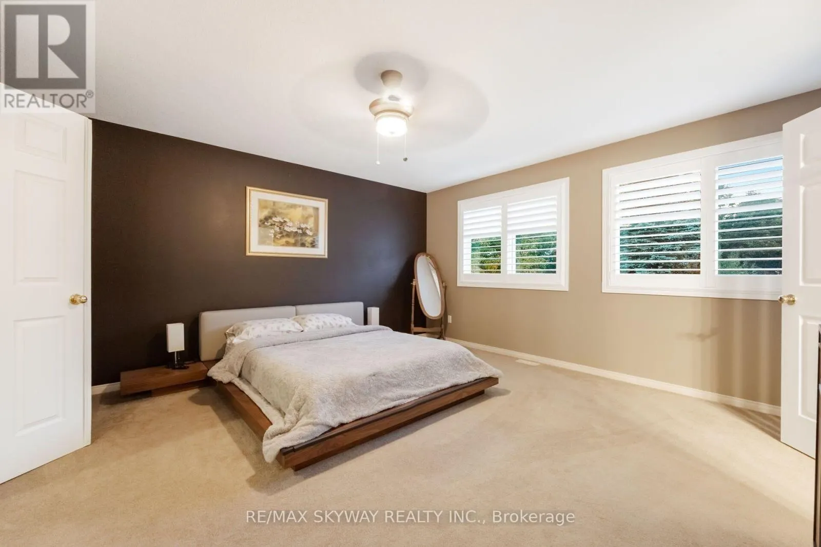 117 OAK RIDGE DRIVE