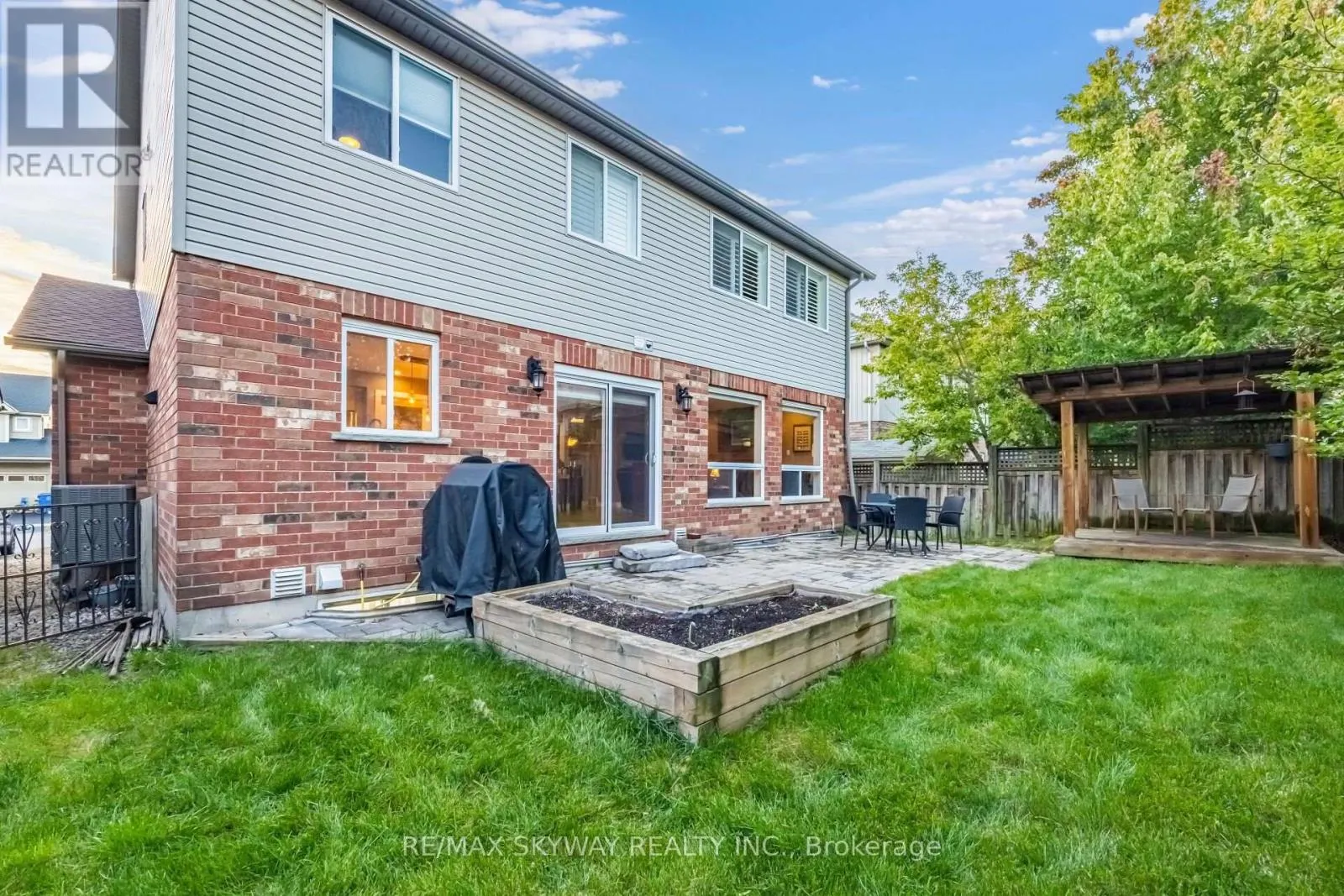 117 OAK RIDGE DRIVE