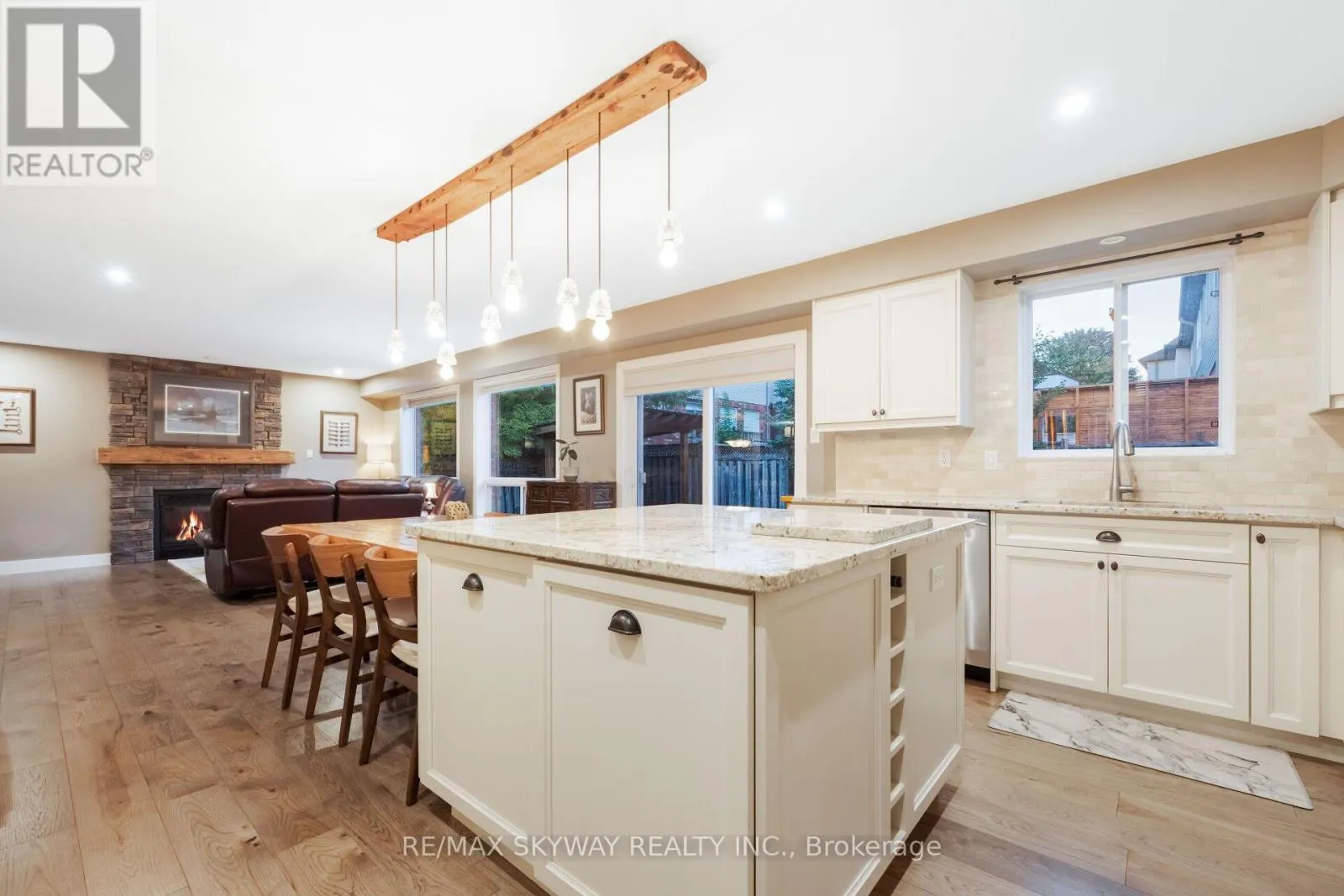 117 OAK RIDGE DRIVE