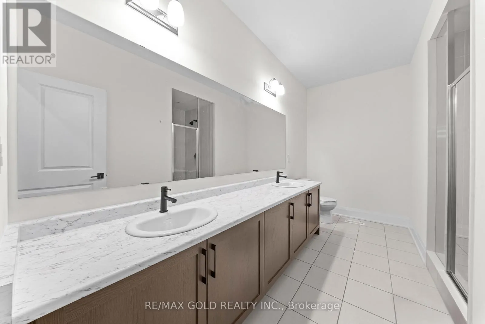 4 MADAWASKA ROAD