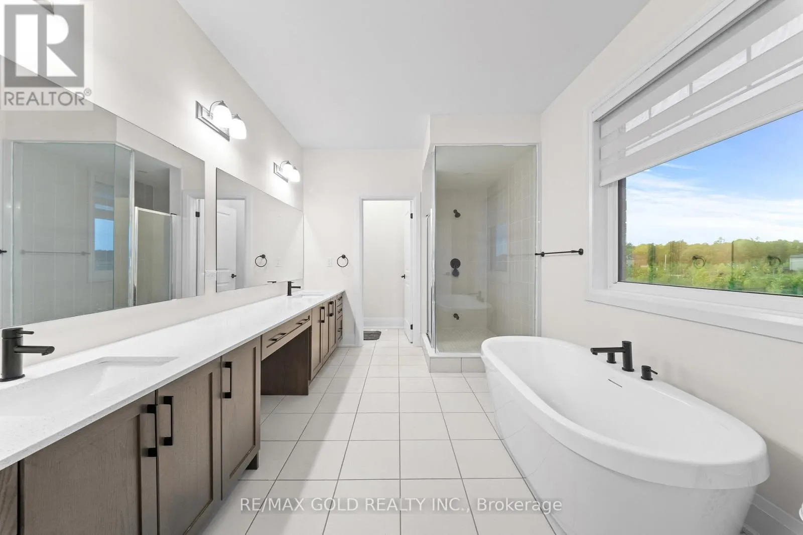 4 MADAWASKA ROAD
