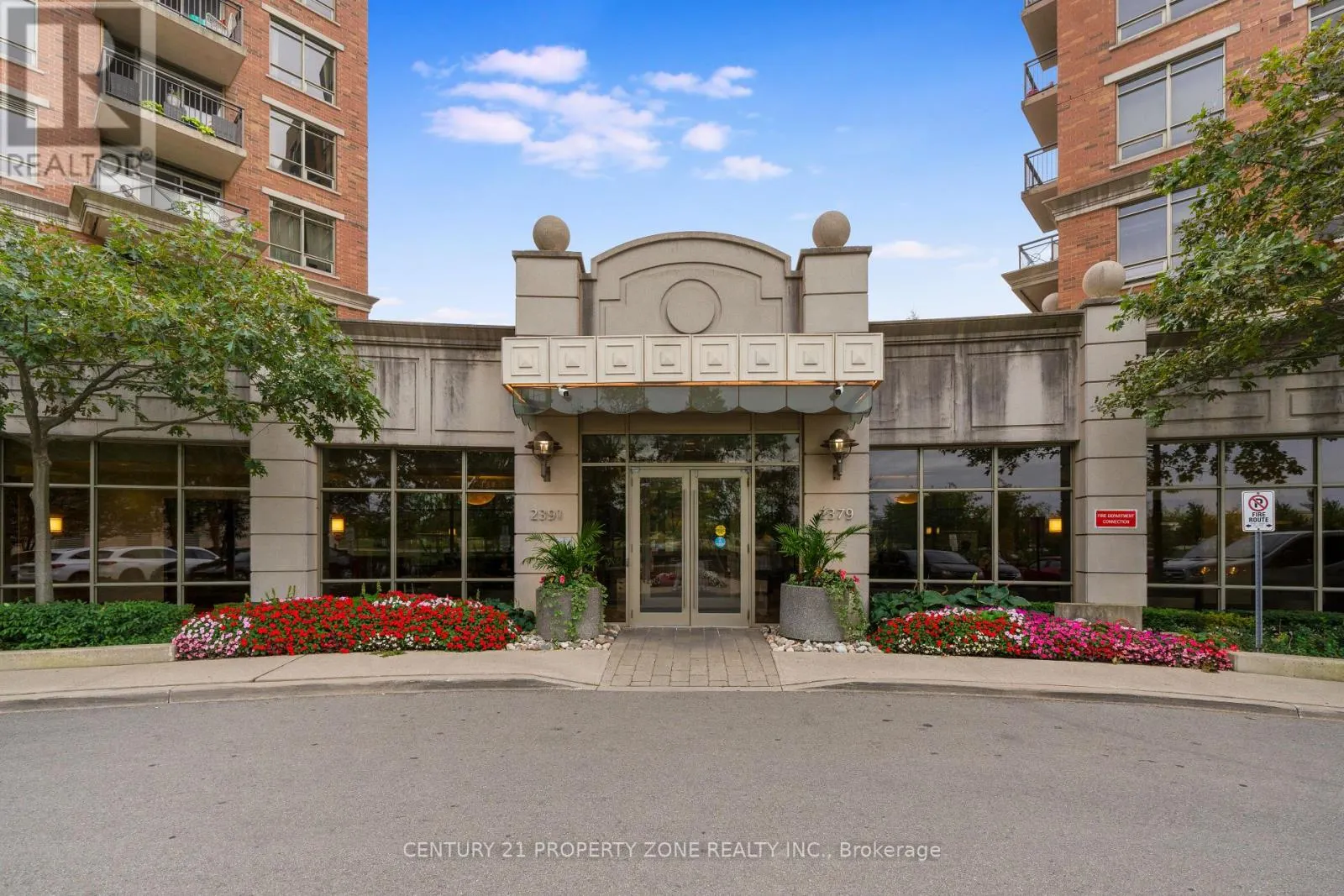 303 - 2391 CENTRAL PARK DRIVE