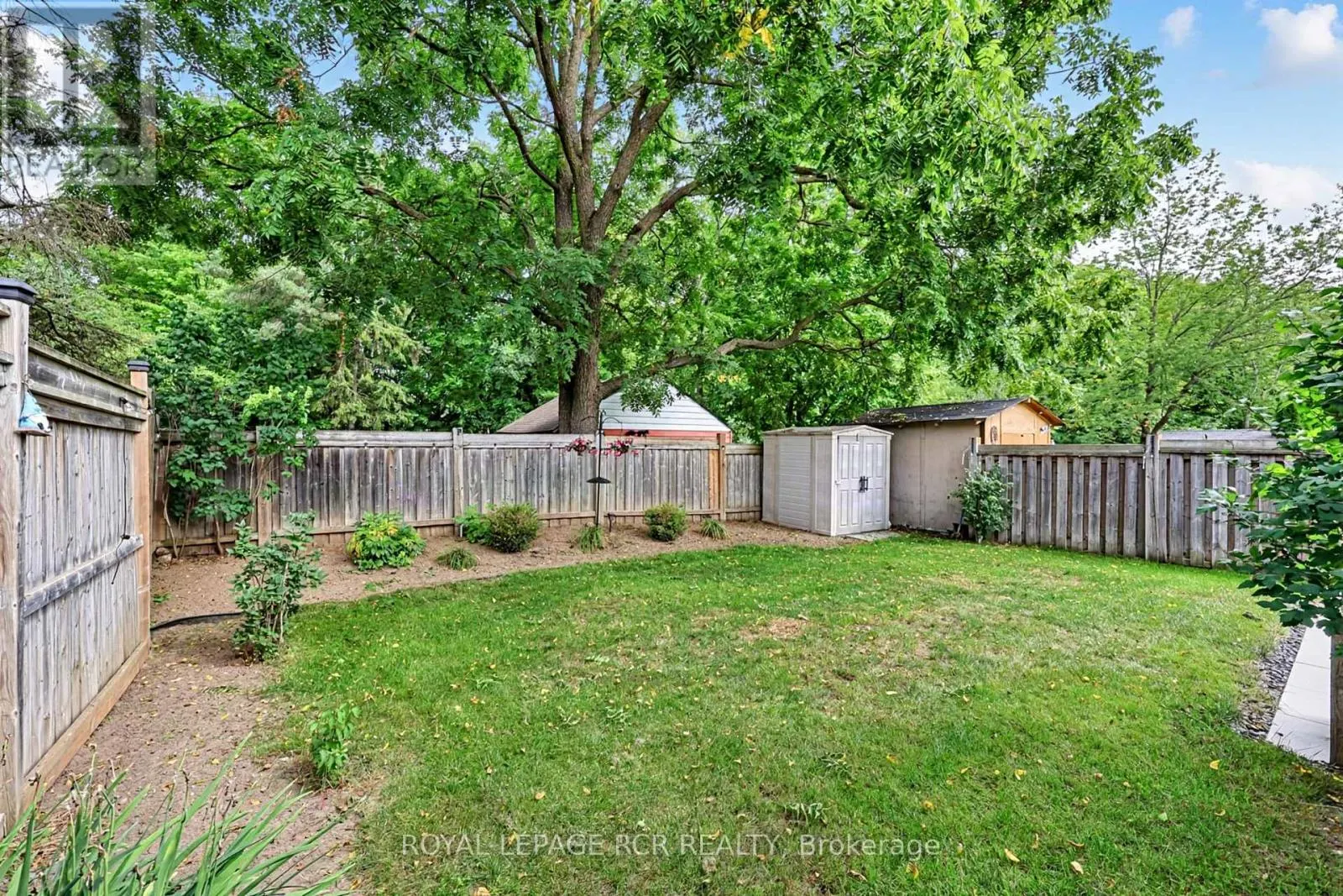5 BORLAND CRESCENT