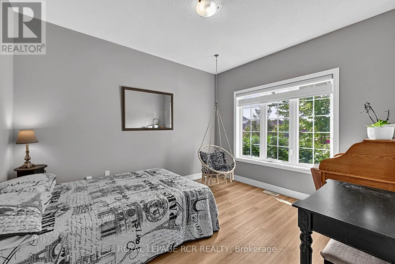 5 BORLAND CRESCENT