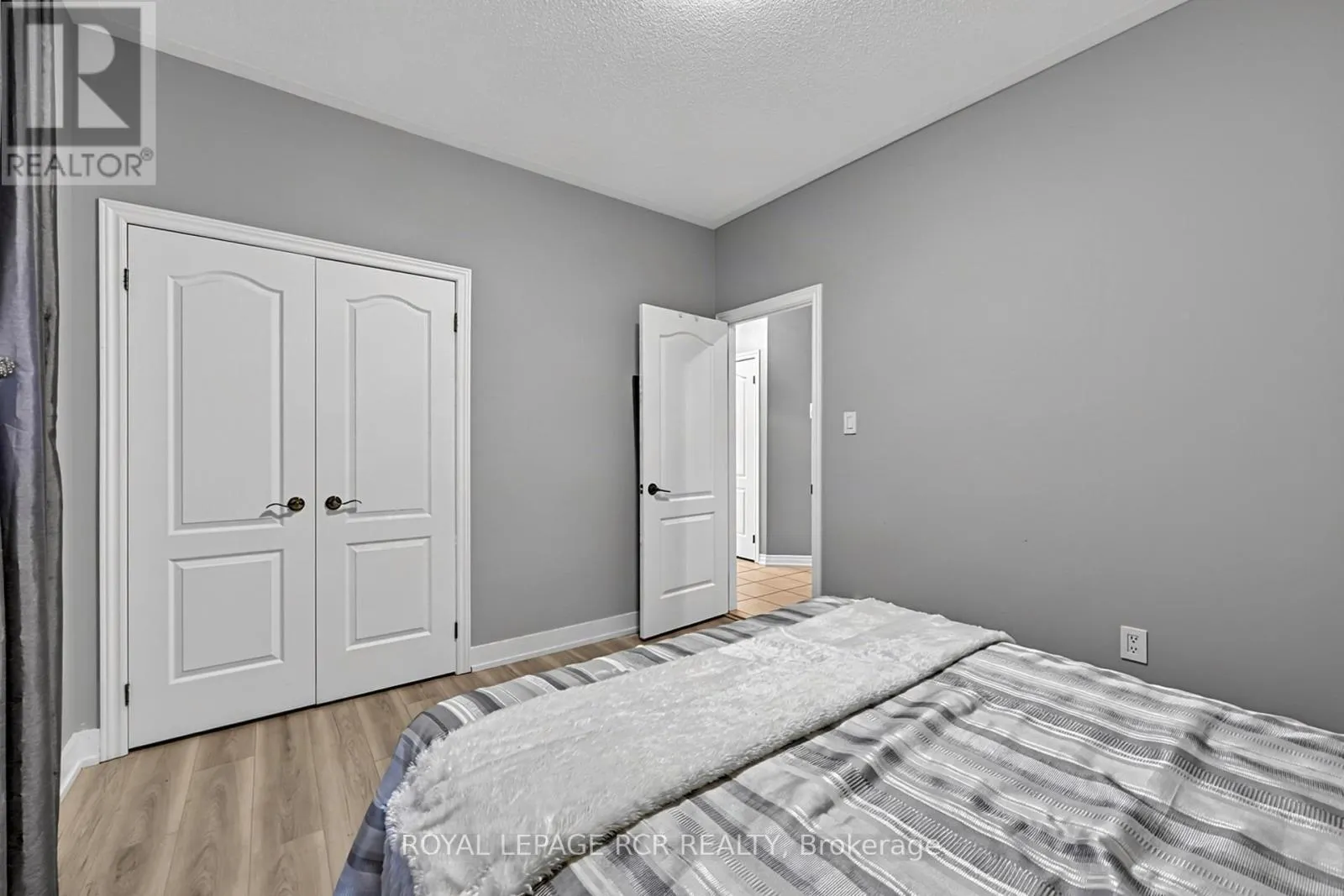 5 BORLAND CRESCENT