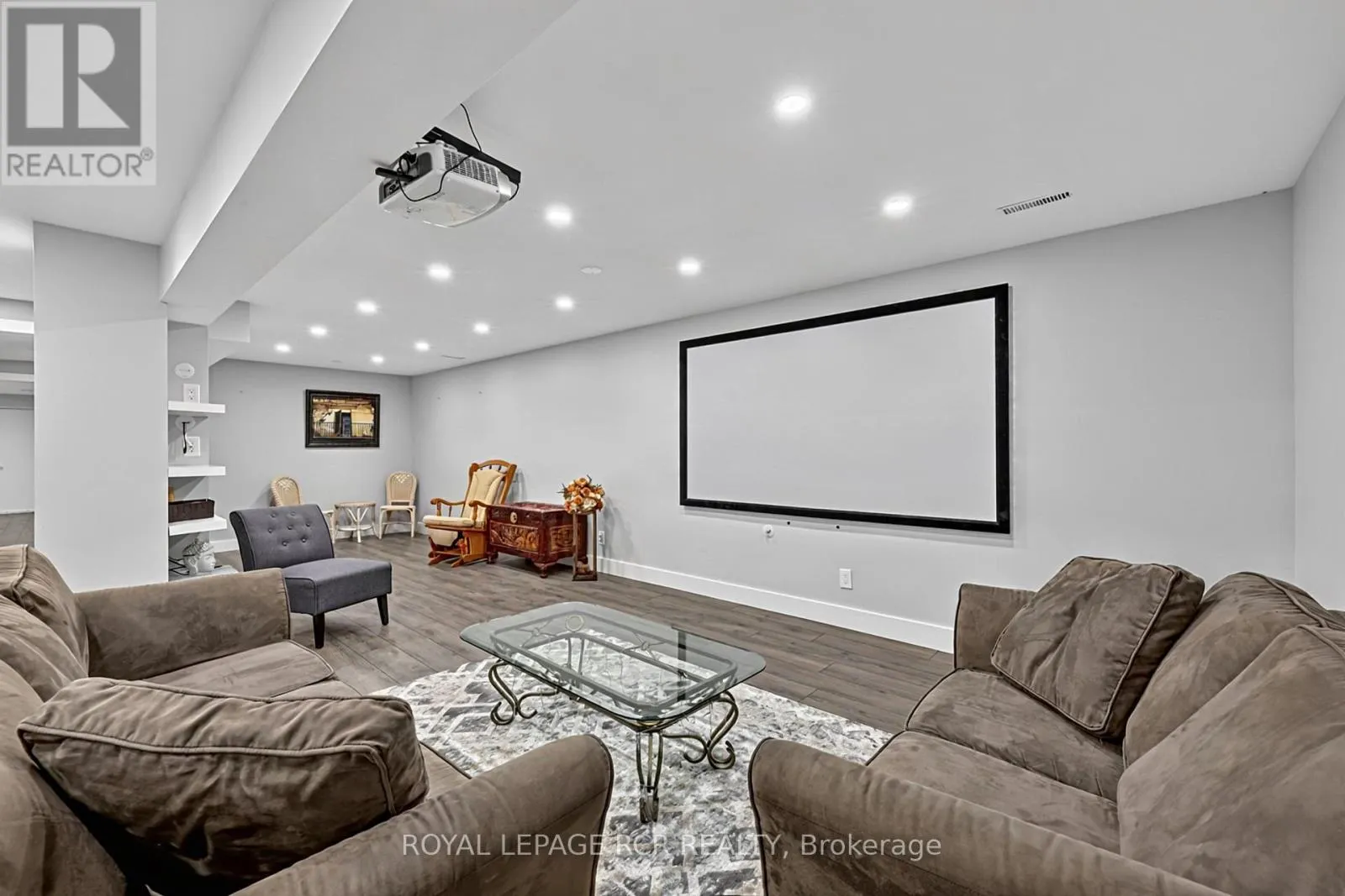 5 BORLAND CRESCENT